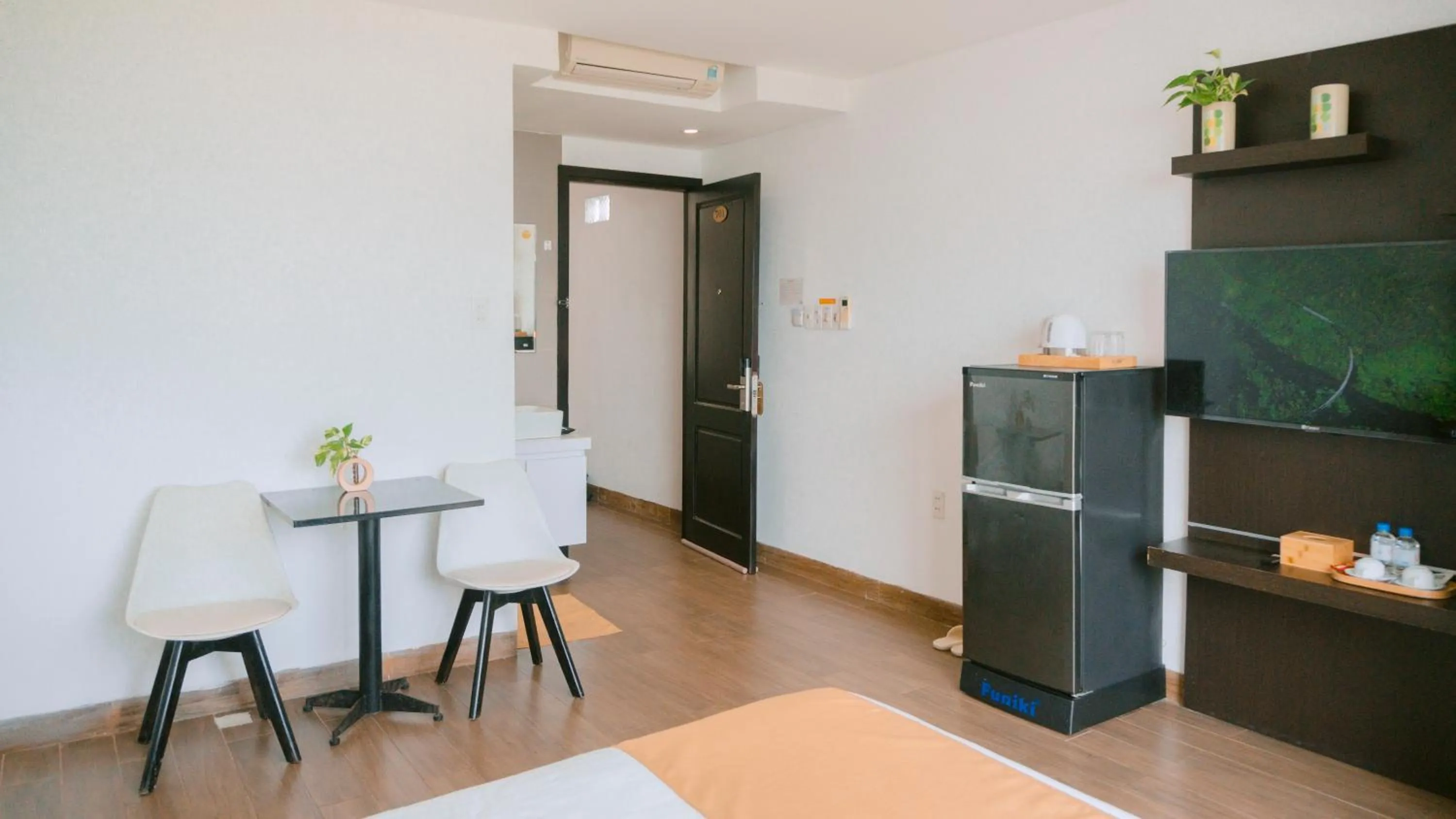 TV and multimedia in Horizon Front Beach Hotel Danang