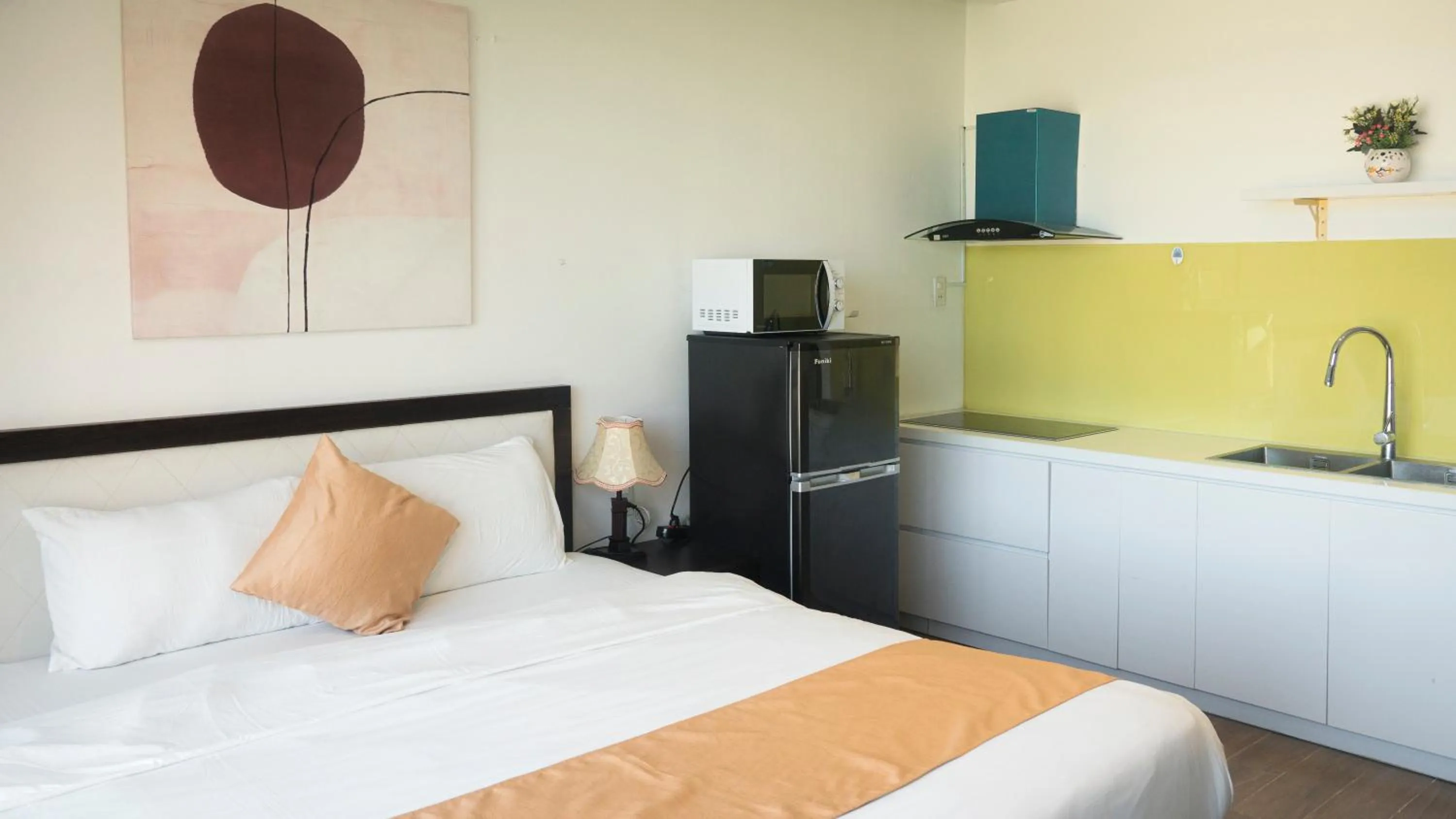 Bedroom, Bed in Horizon Front Beach Hotel Danang