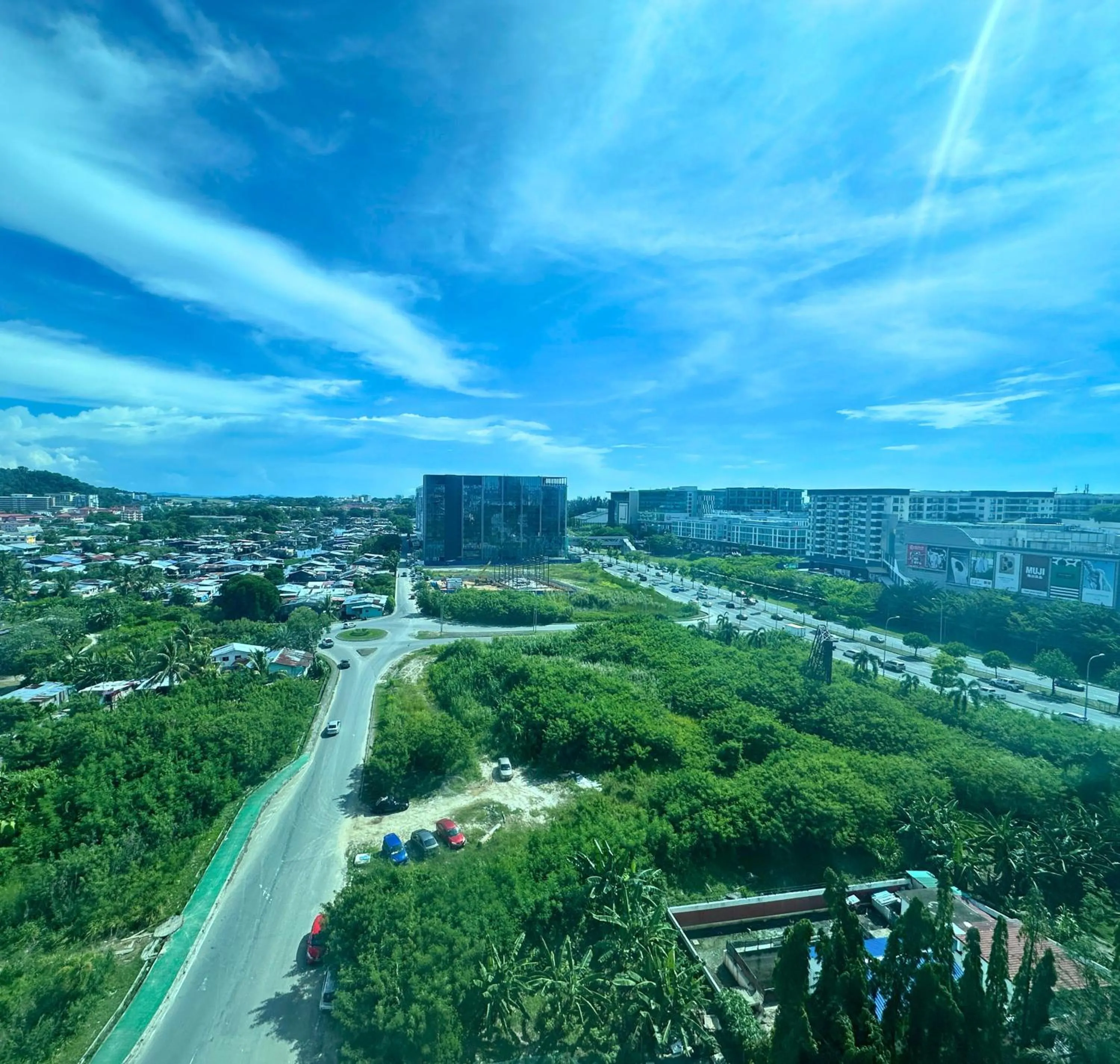 City view in Greenage MingSuite 明绿时代套房 Kota Kinabalu 亚庇市中心