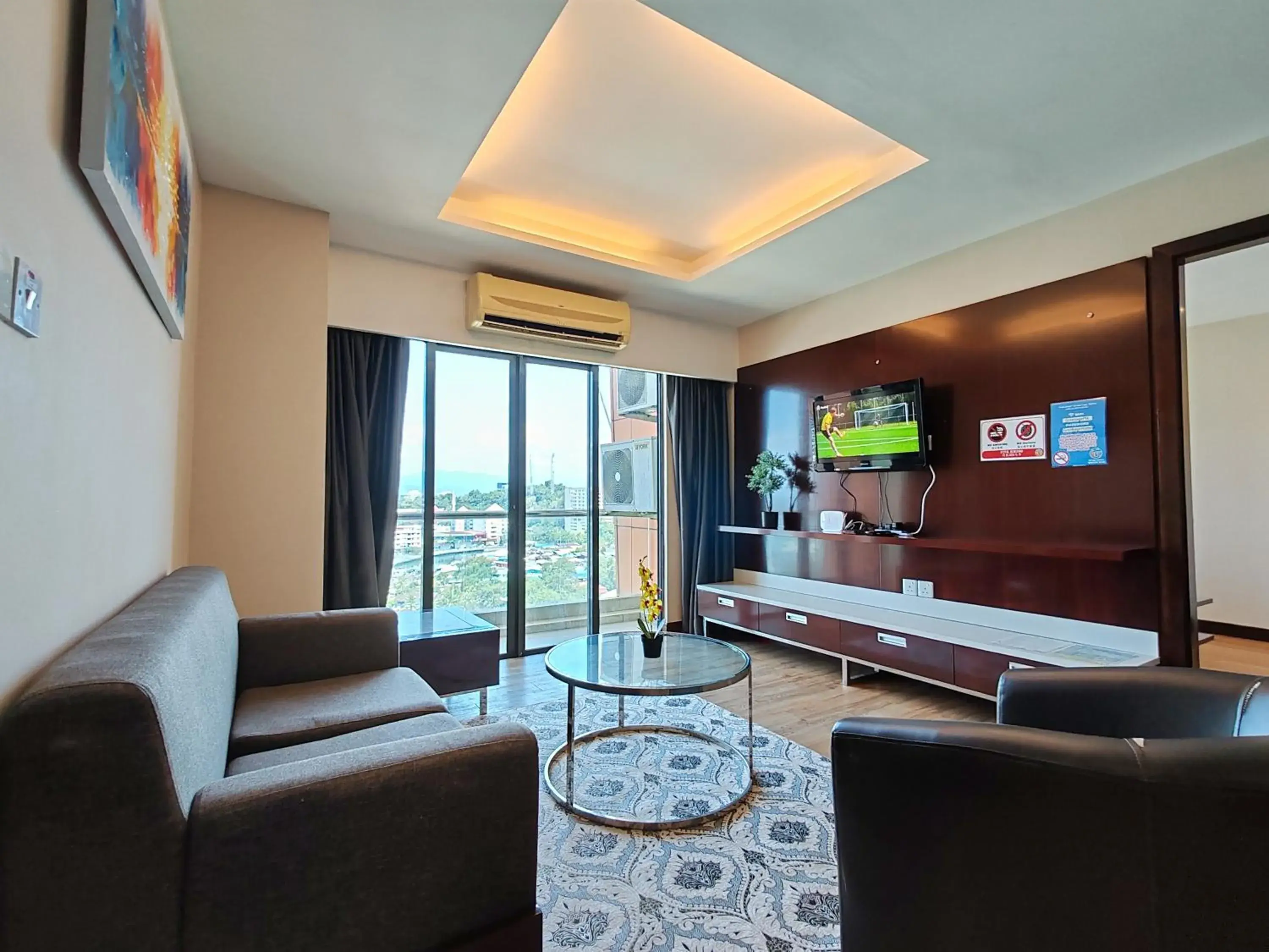 Apartment with Balcony in Greenage MingSuite 明绿时代套房 Kota Kinabalu 亚庇市中心 Apartment with Balcony in Greenage MingSuite 明绿时代套房 Kota Kinabalu 亚庇市中心