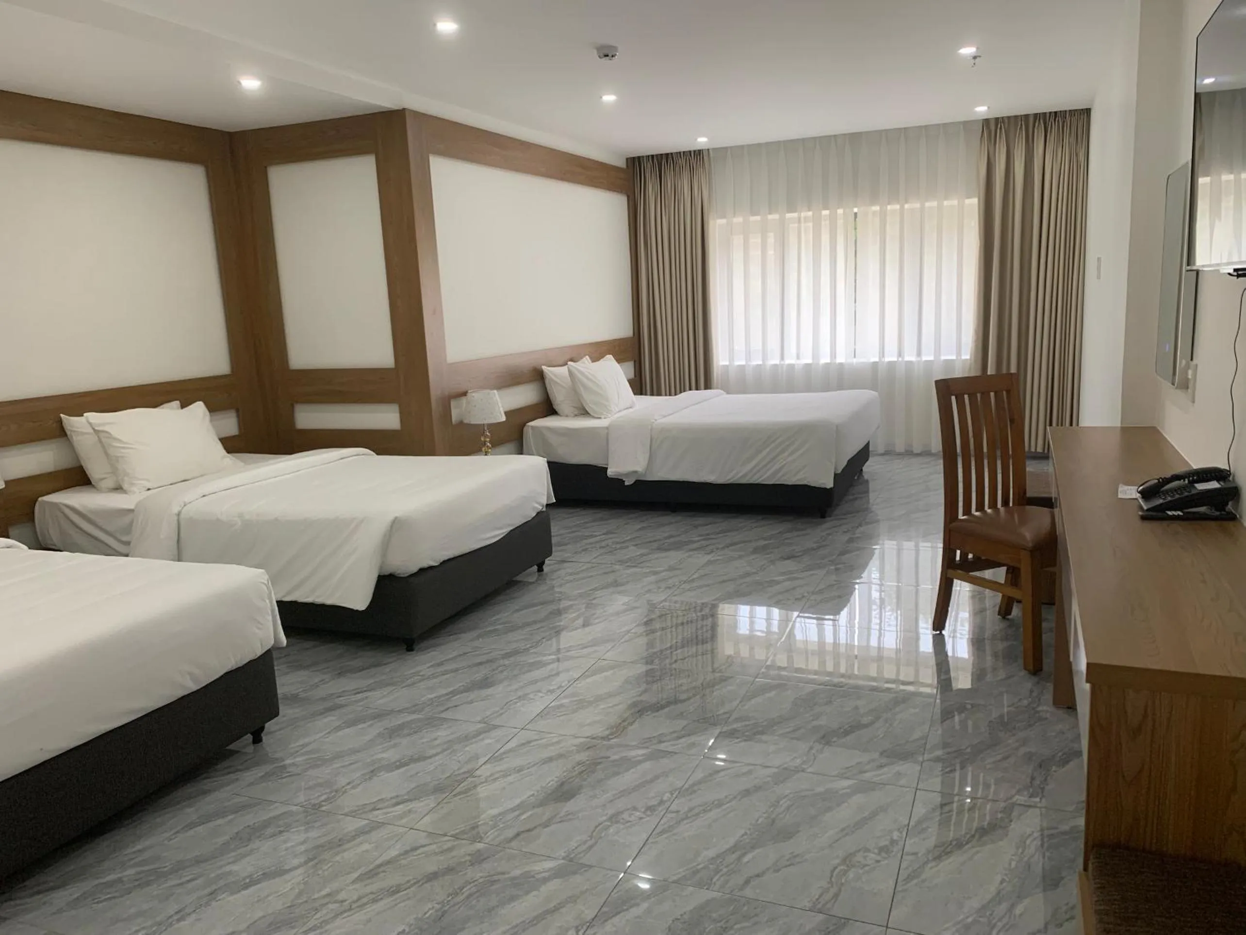 Bed in DONG PHUONG HOTEL