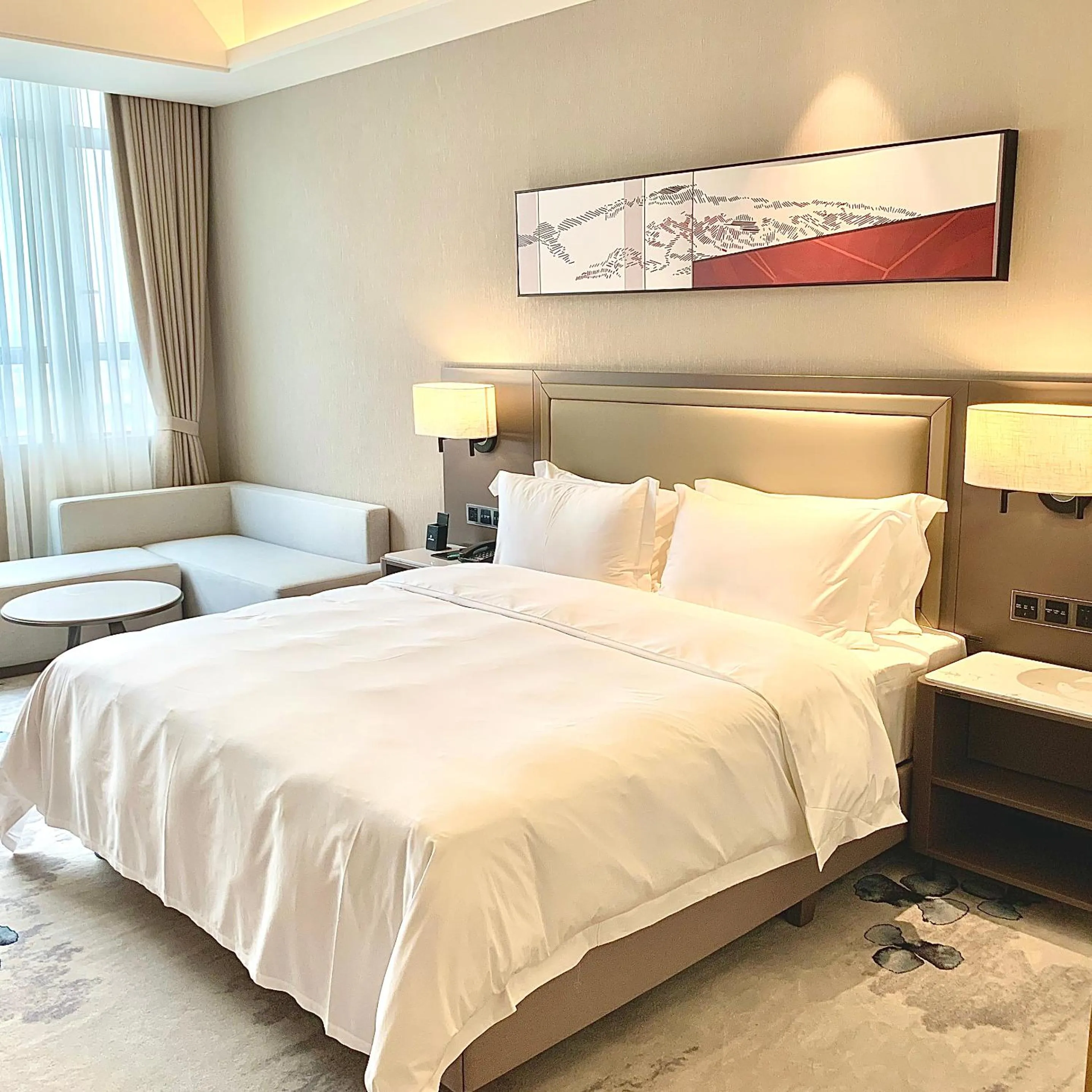 Bed in Guangzhou Southern Airlines Pearl Airport Hotel