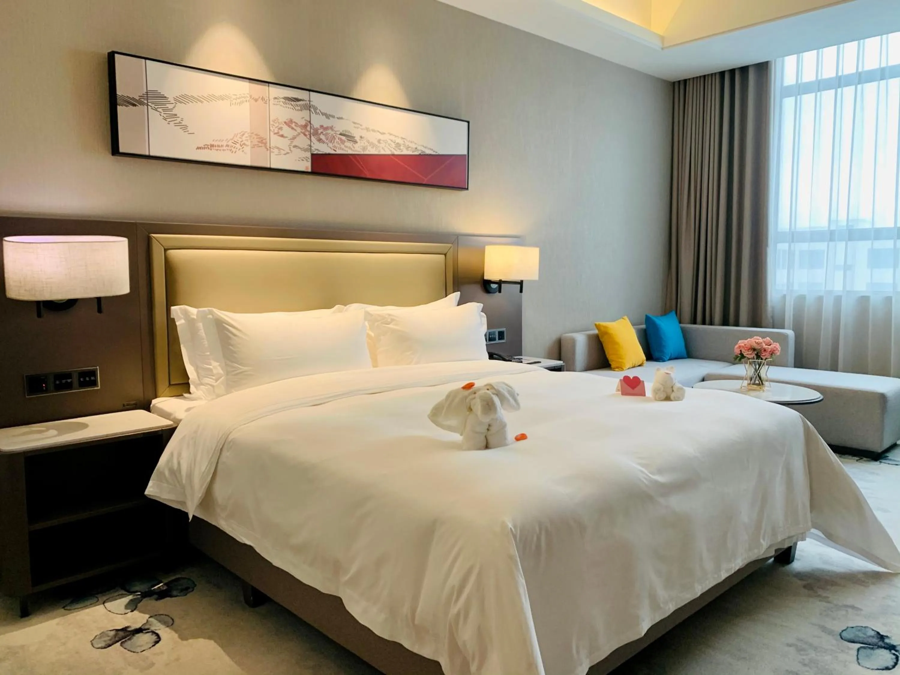 Bed in Guangzhou Southern Airlines Pearl Airport Hotel