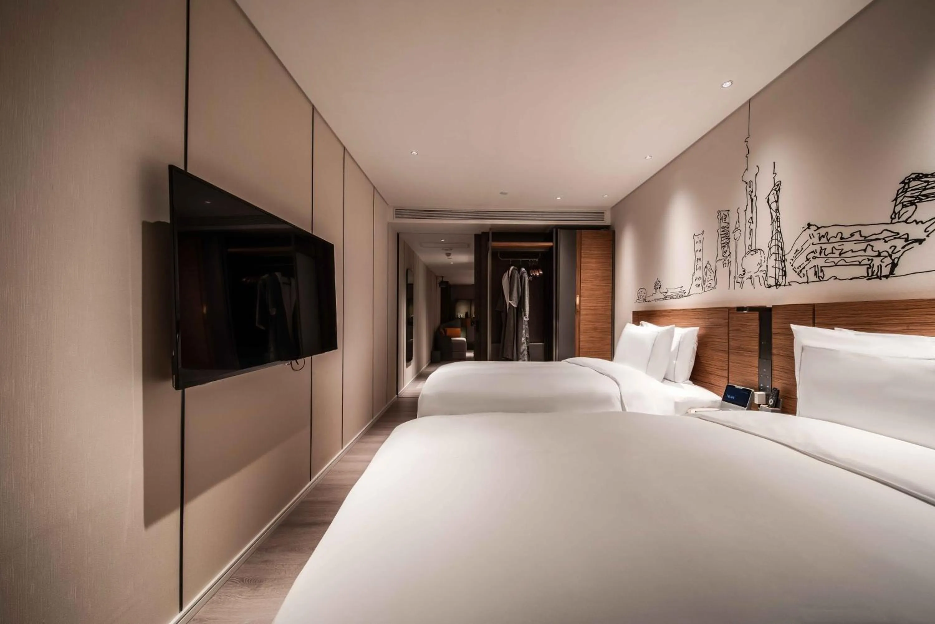 Bed in UrCove by Hyatt Shanghai Lujiazui Expo Center