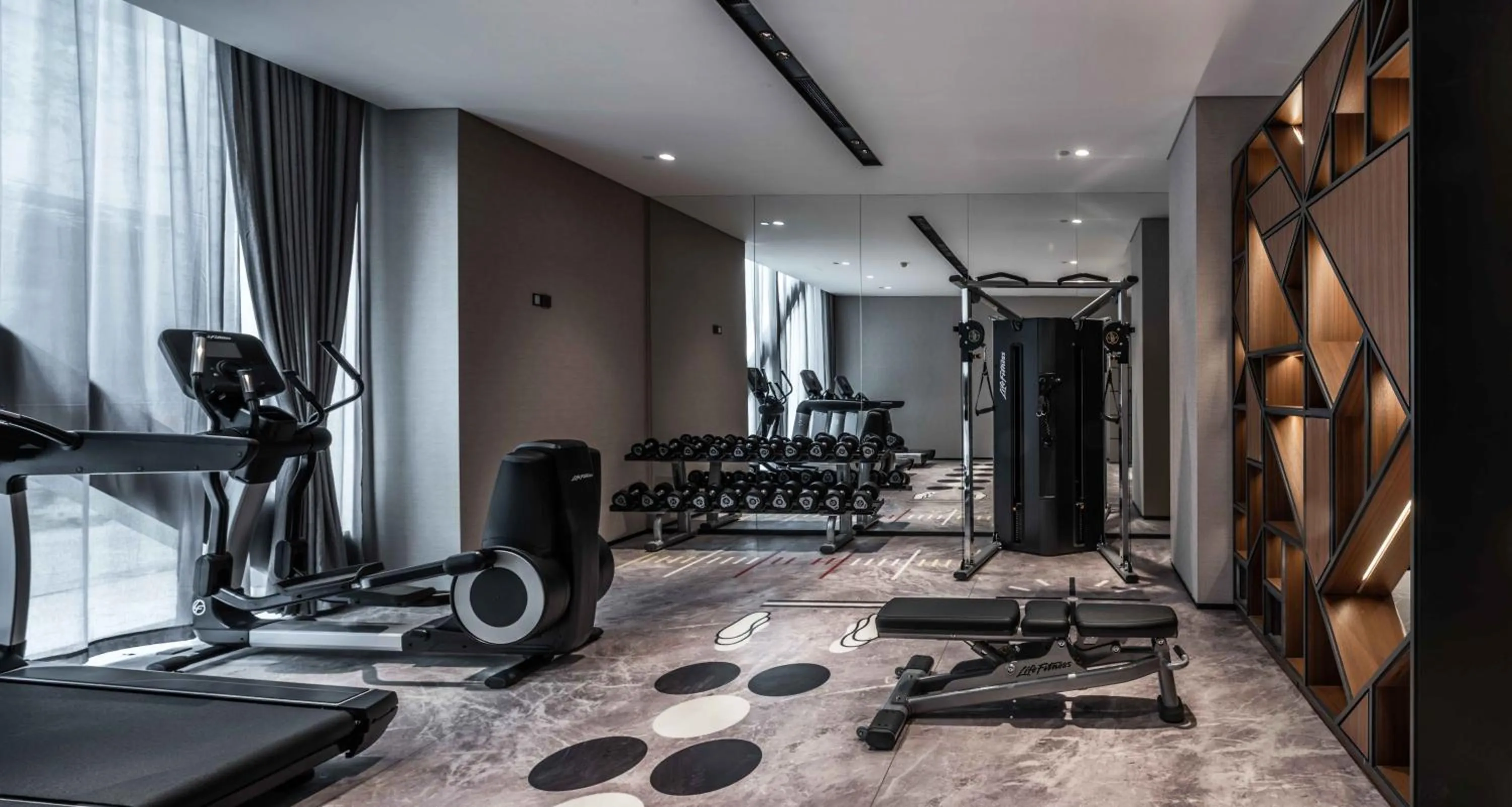 Fitness centre/facilities in UrCove by Hyatt Shanghai Lujiazui Expo Center