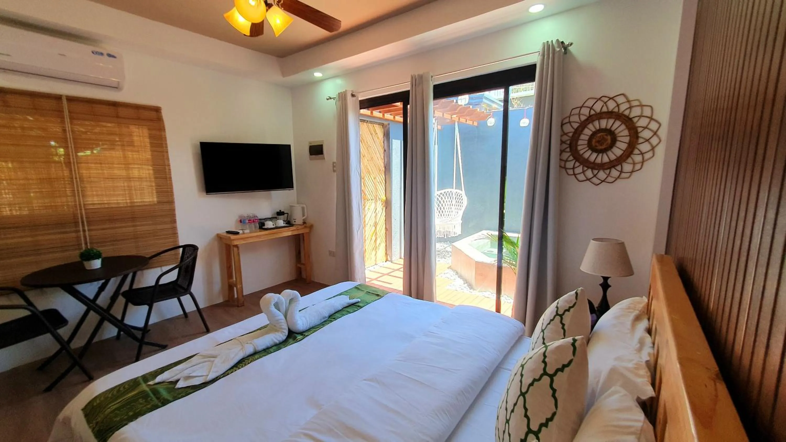 Photo of the whole room, Bed in The Farm Shack by SMS Hospitality