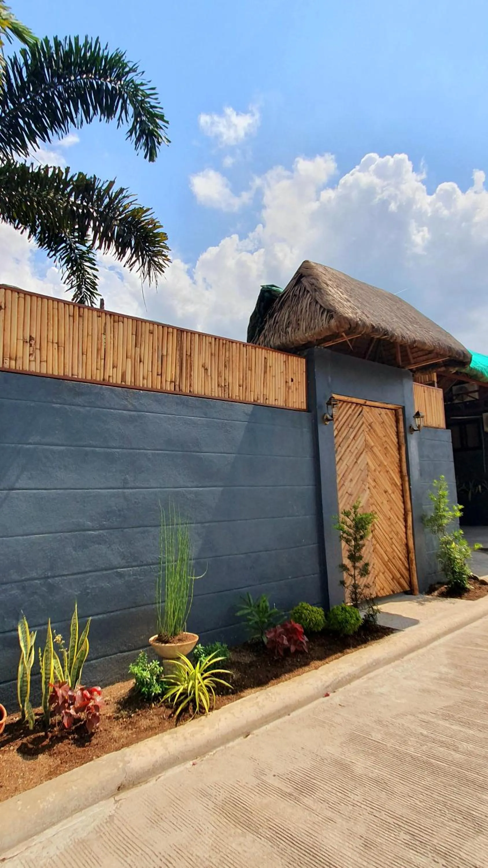 Facade/entrance in The Farm Shack by SMS Hospitality