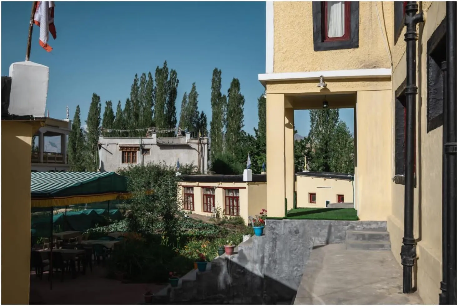 Property building in Hotel Ri ~ Rab Leh