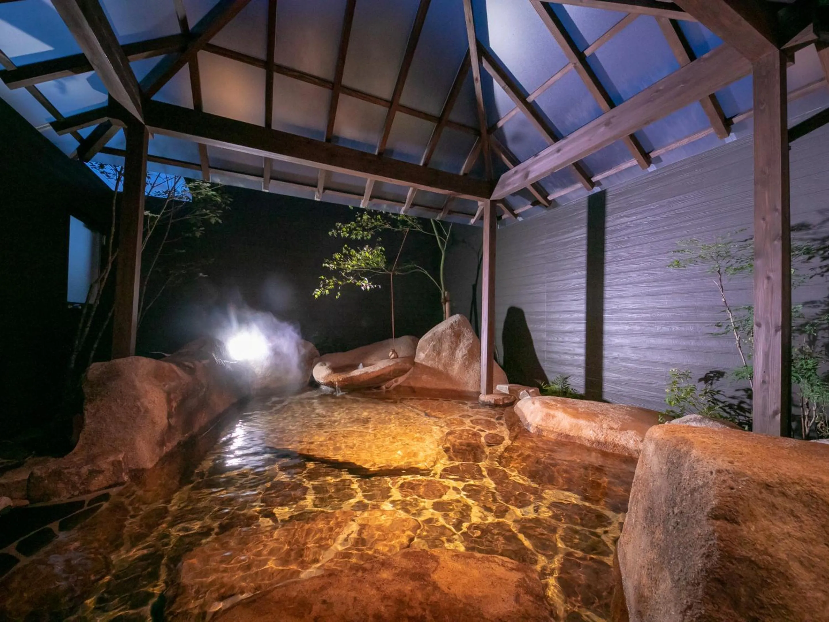 Night in Yumotoan Kiyohime