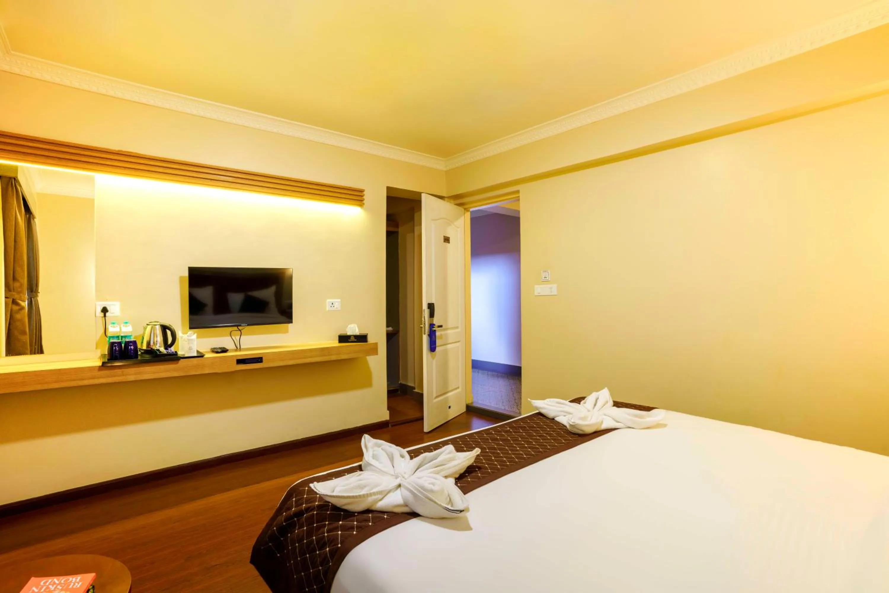 Bedroom in Q SAINA Mapham