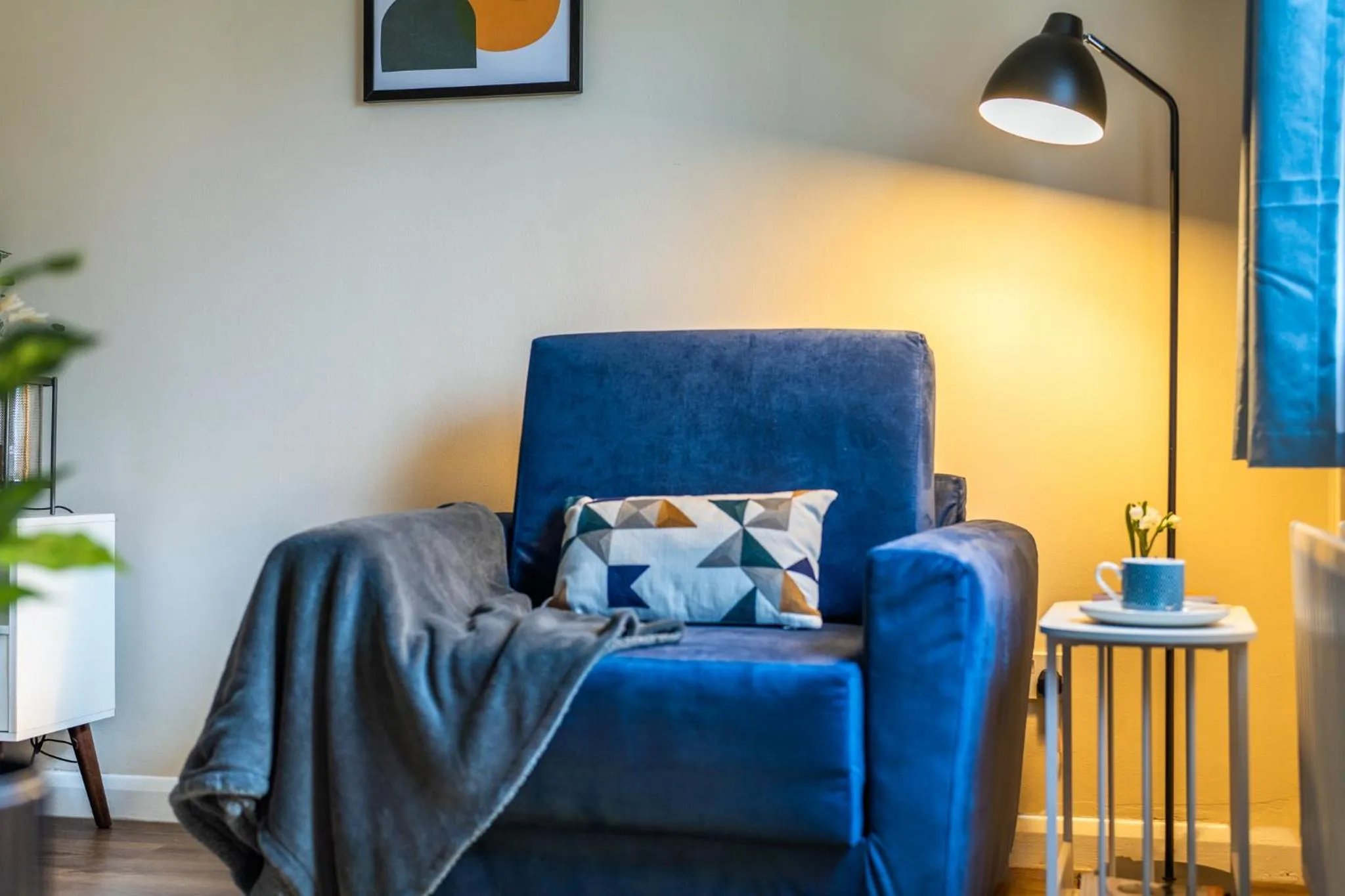 Living room in Grange Studio Apartment - Heathrow