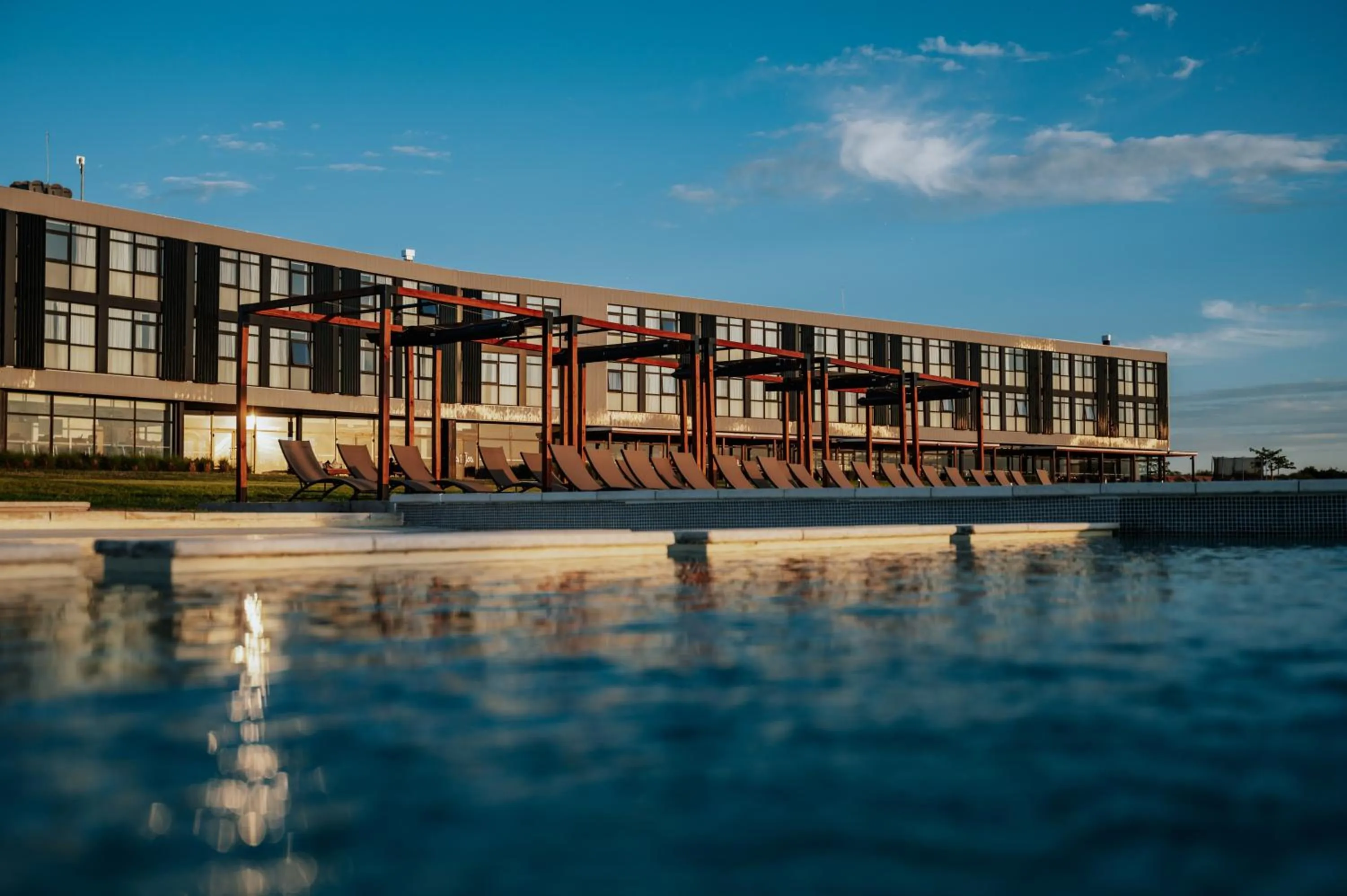 Property building in Midland Hotel & Resort All Inclusive