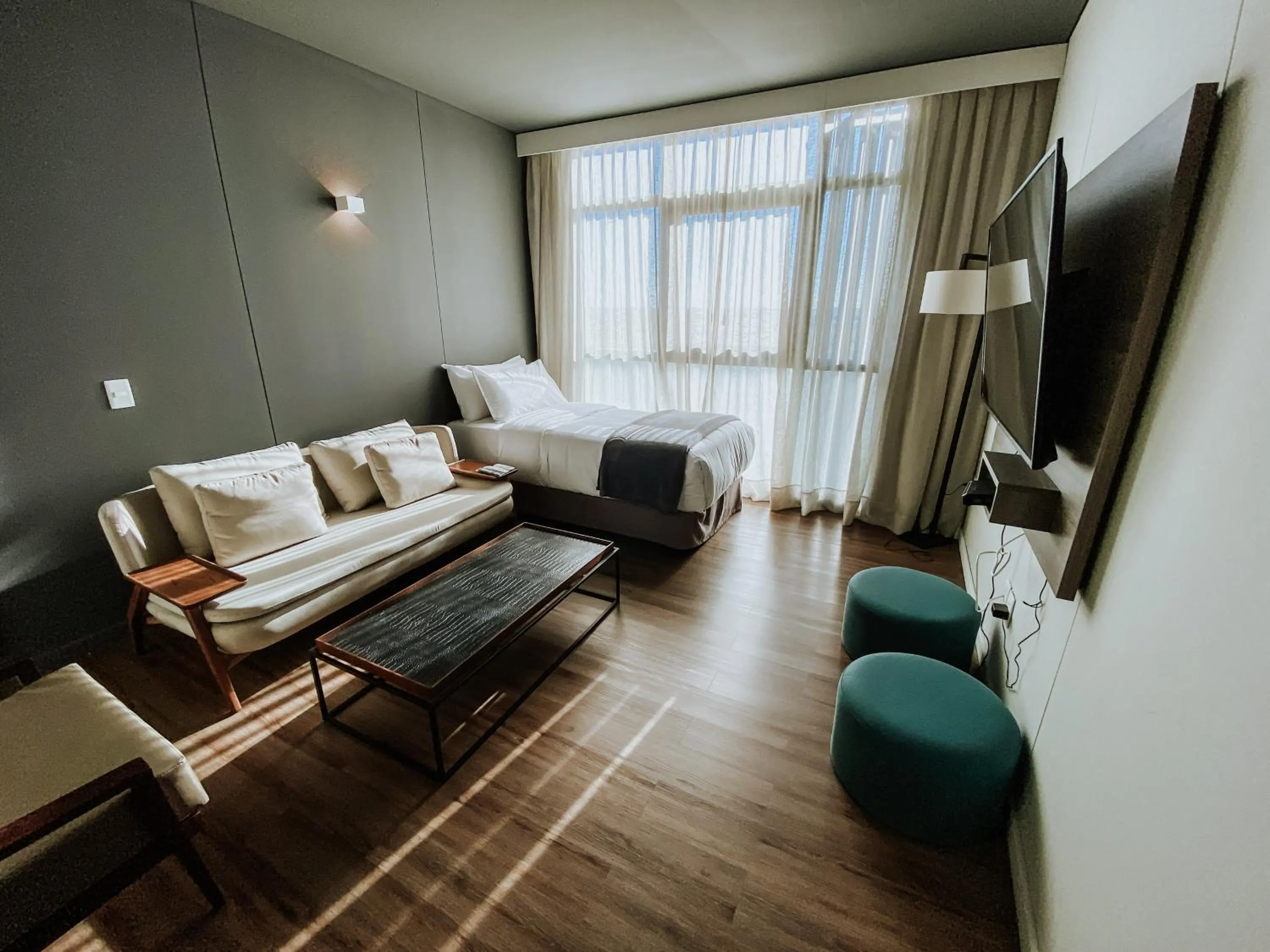 Bed in Midland Hotel & Resort All Inclusive