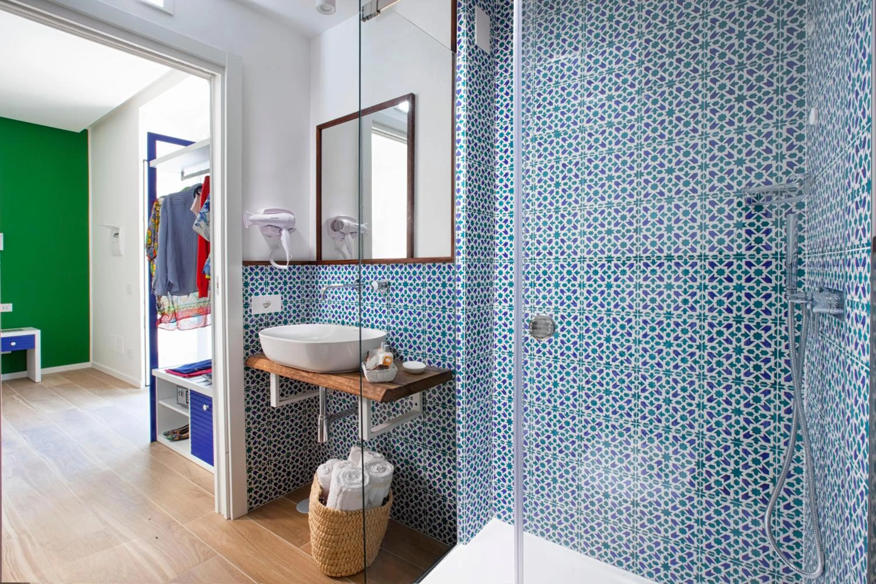 Shower in YourHome - Relais Loggia Li Galli