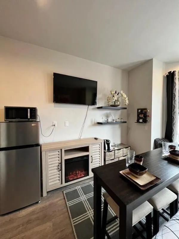 Bedroom in Beacon Hotel