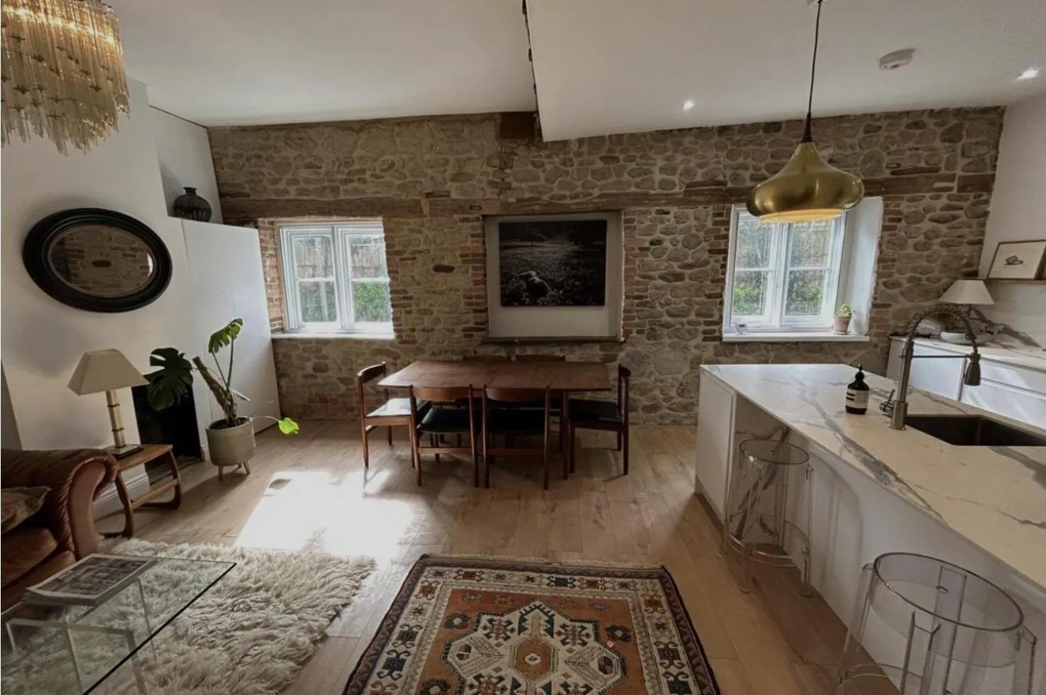 TV and multimedia in 3 Bed Cottage - Sleeps 6 - Pets - Parking - Wifi