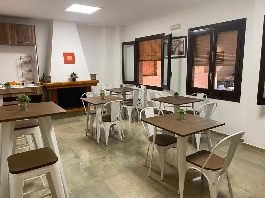 Restaurant/places to eat in Hotel Las Tablas