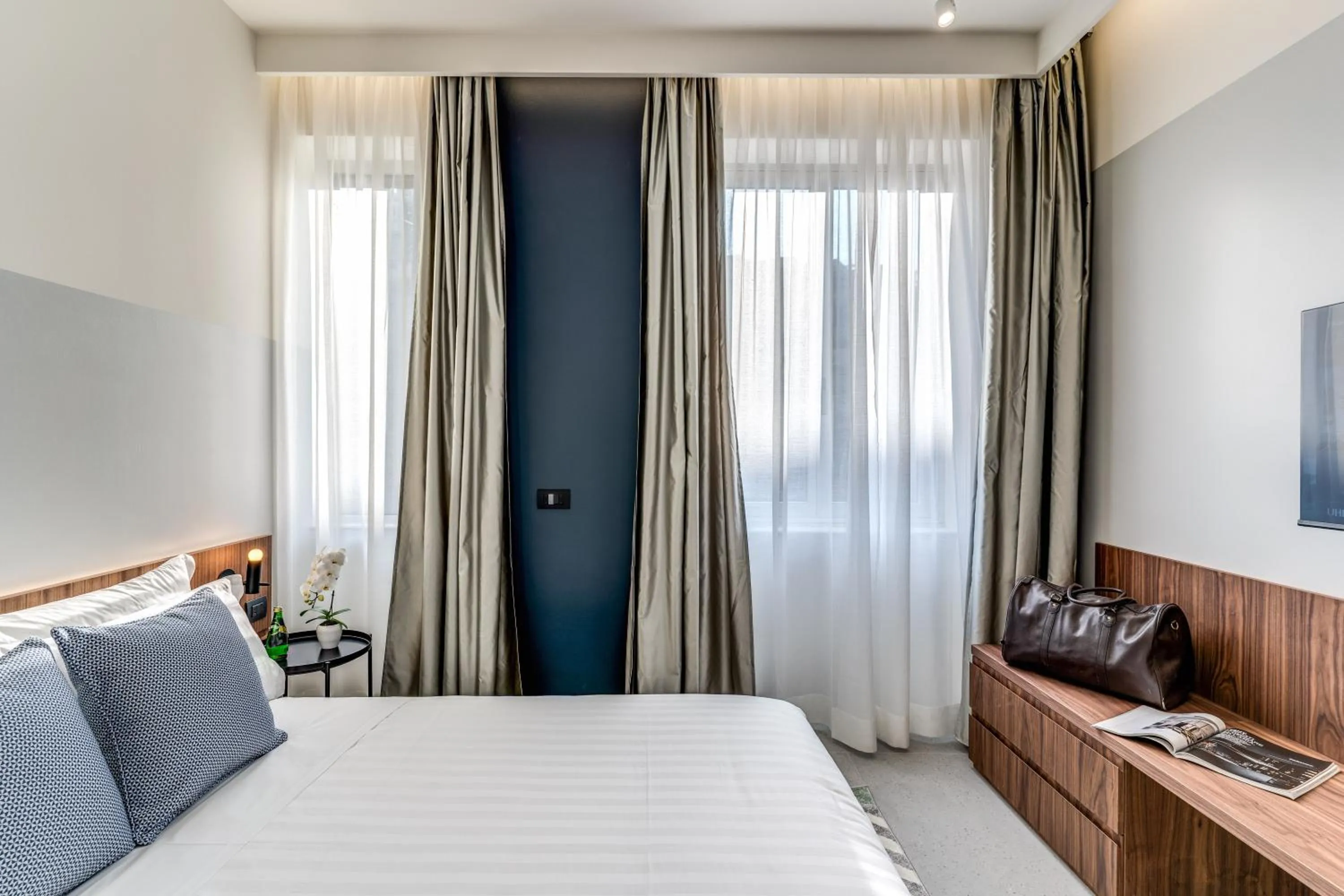 Bedroom, Bed in Sospeso Boutique Hotel