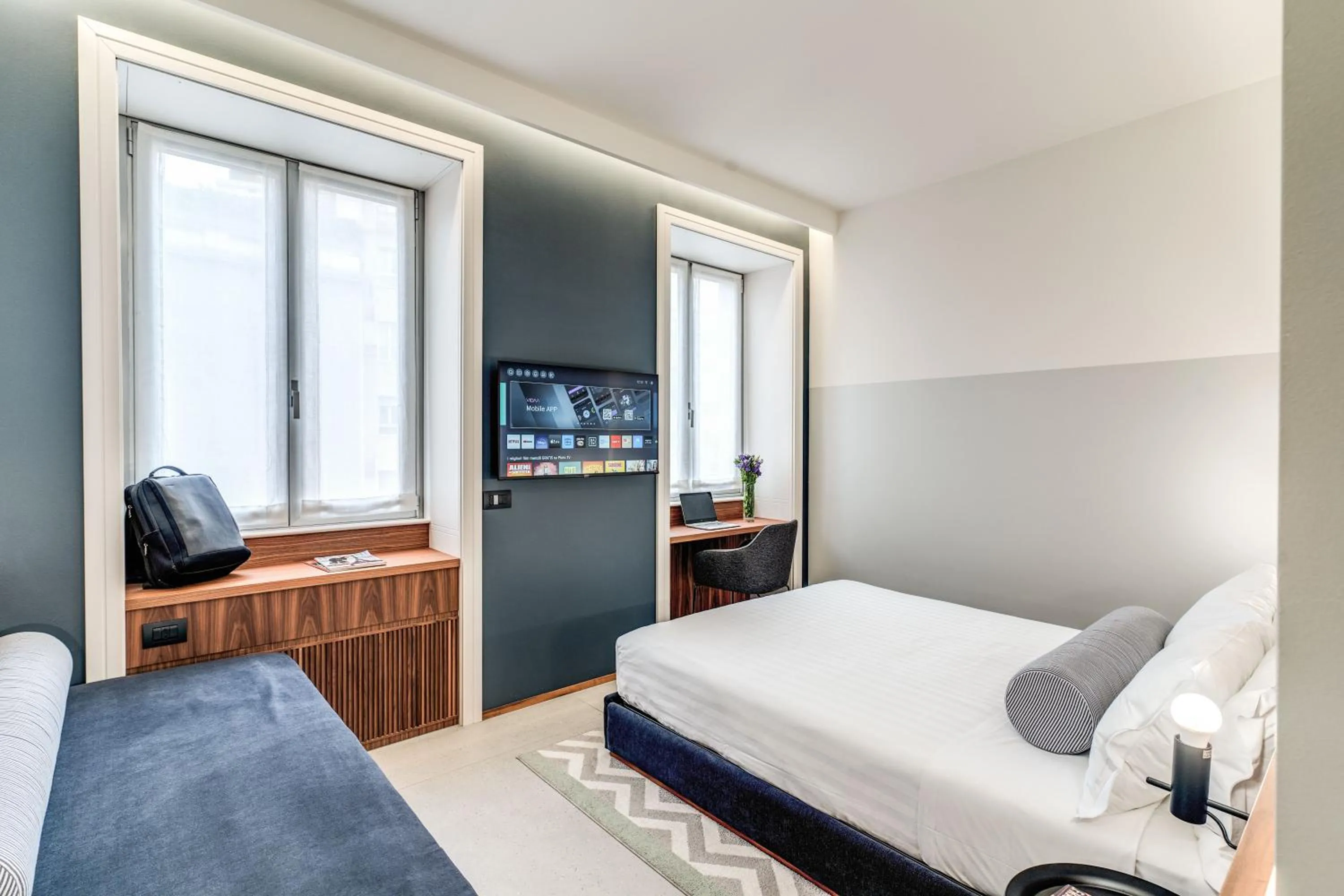 Photo of the whole room, Bed in Sospeso Boutique Hotel