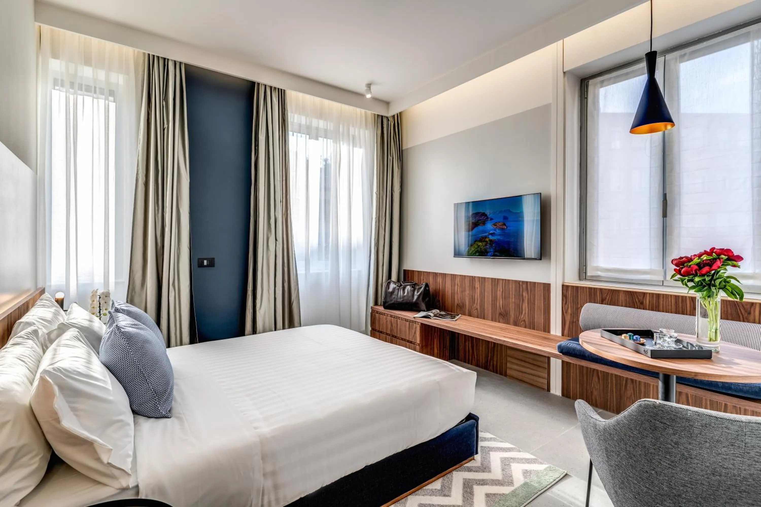 Bedroom, Bed in Sospeso Boutique Hotel