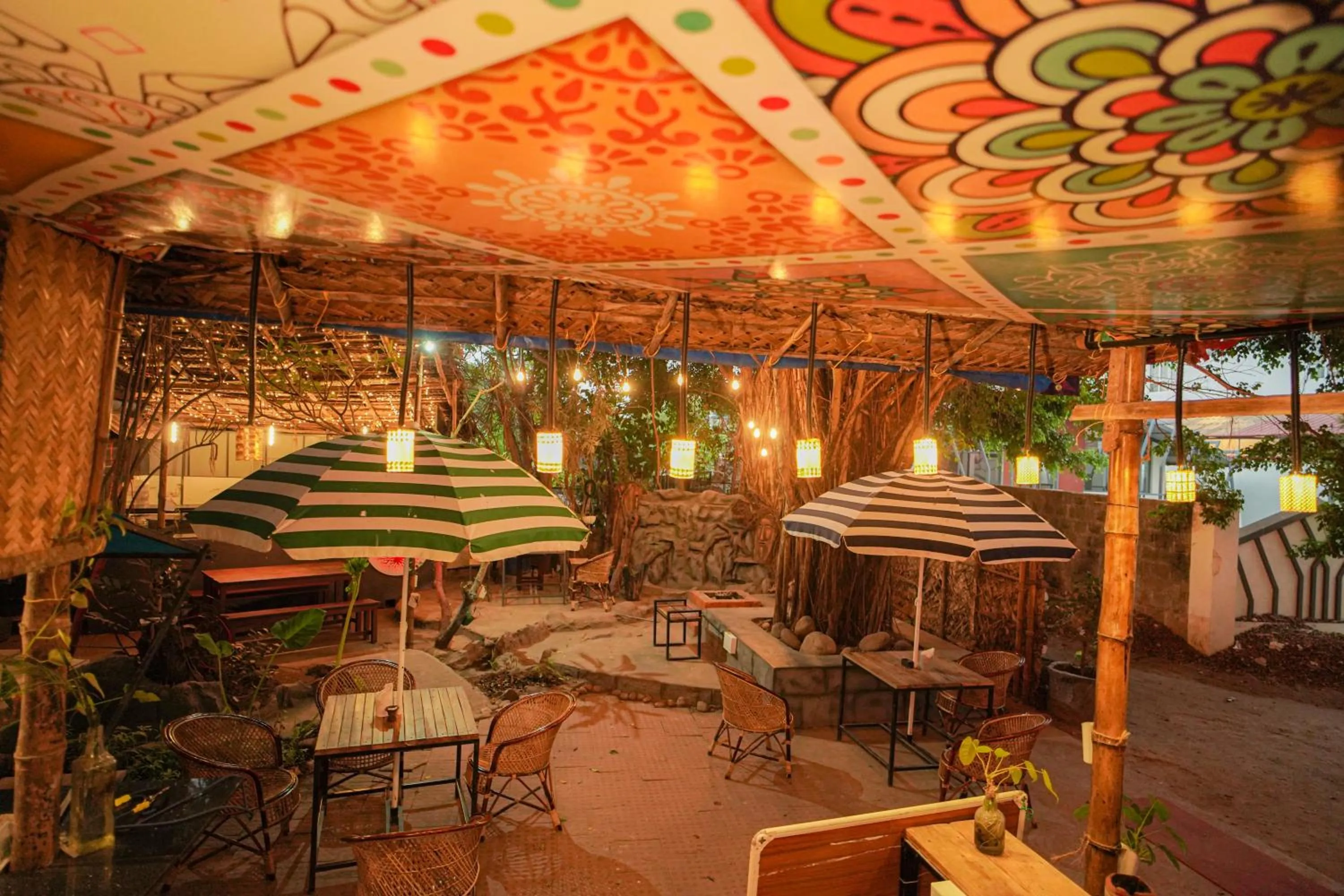 Restaurant/places to eat in Santa Maria Hostel, Fort Kochi