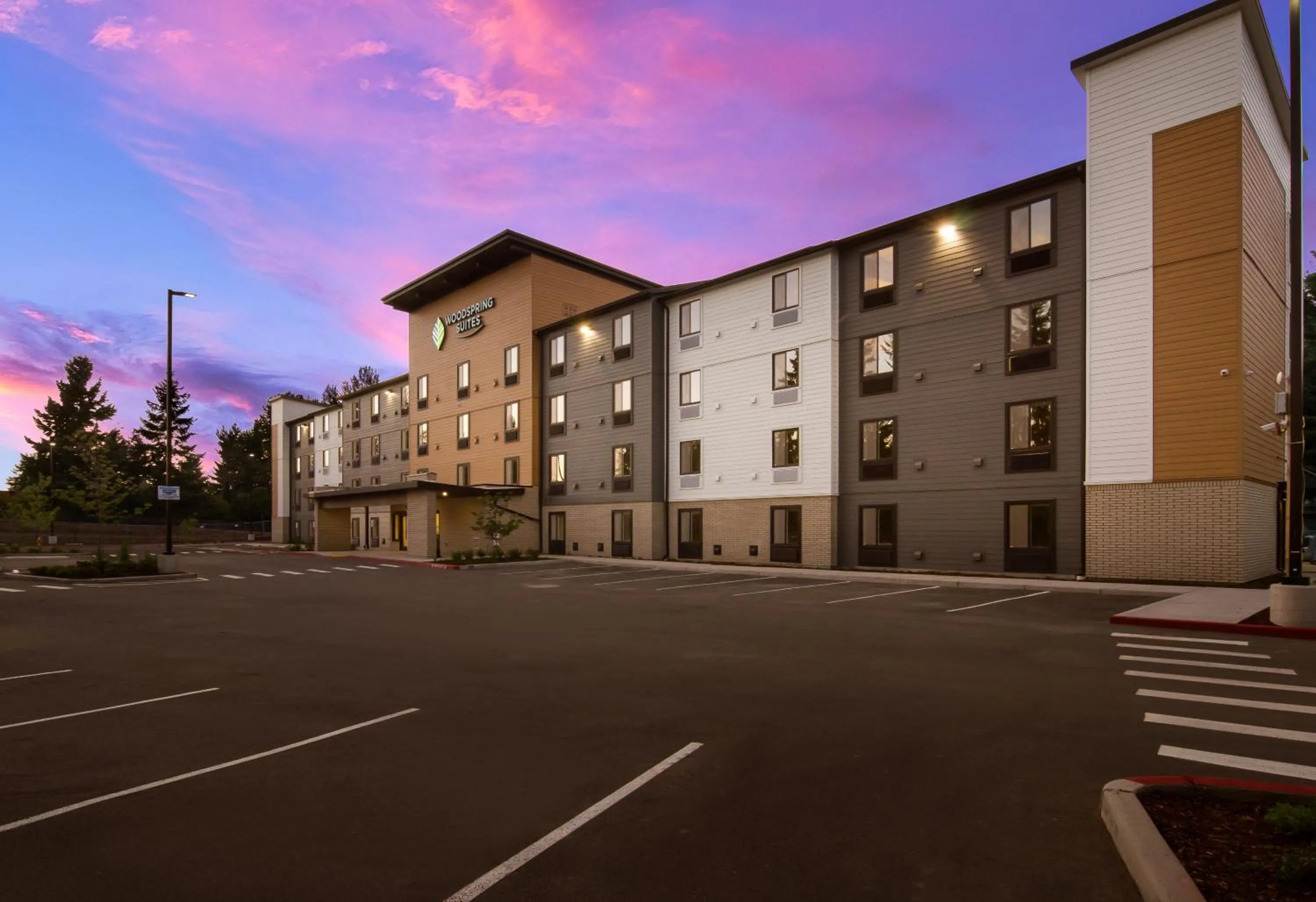 Property building in WoodSpring Suites Olympia - Lacey