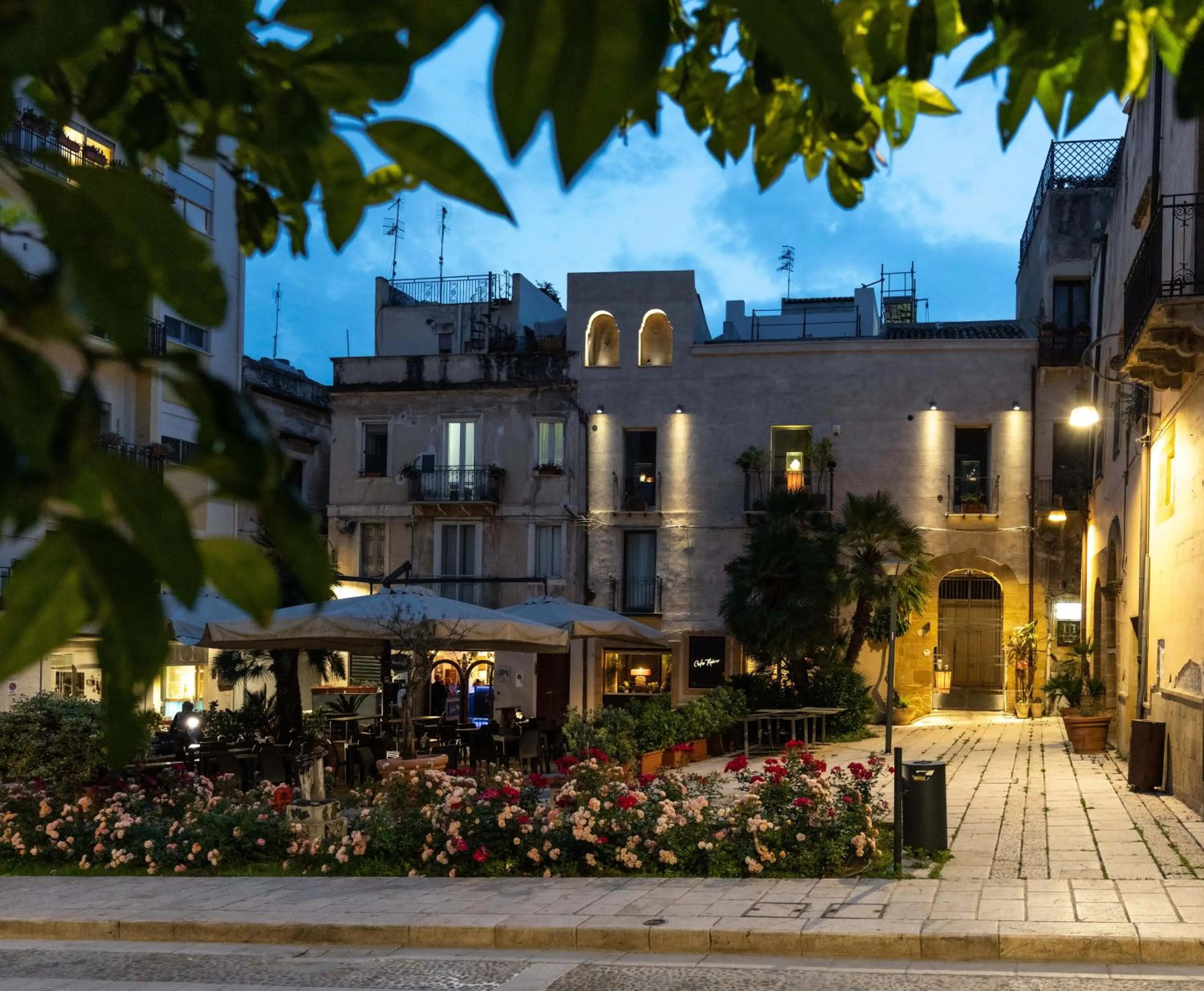 Property building in Sofi' Center Rooms