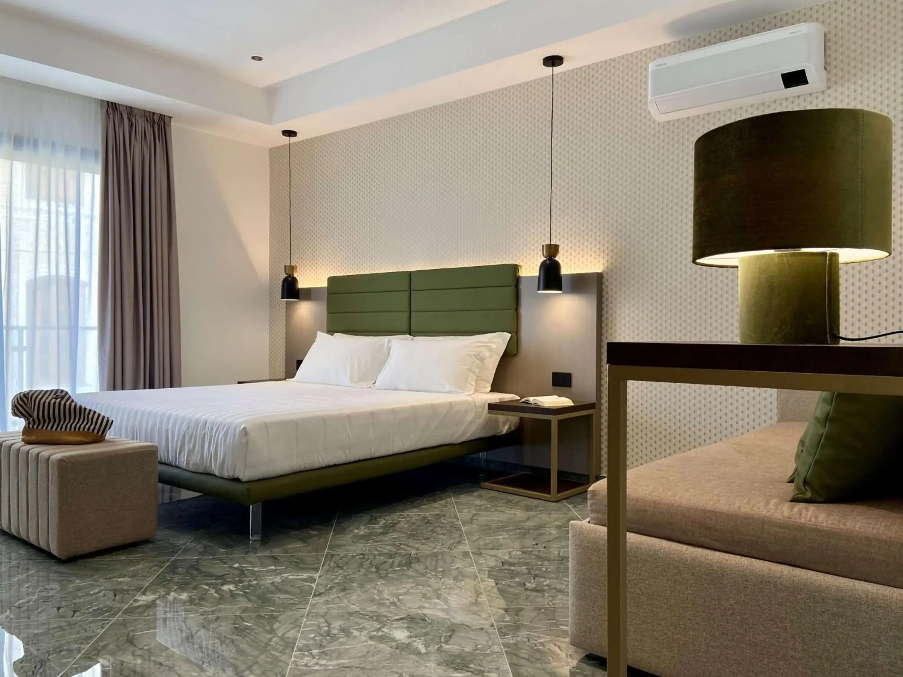 Superior Double Room in Salemare Rooms & Suites Superior Double Room in Salemare Rooms & Suites