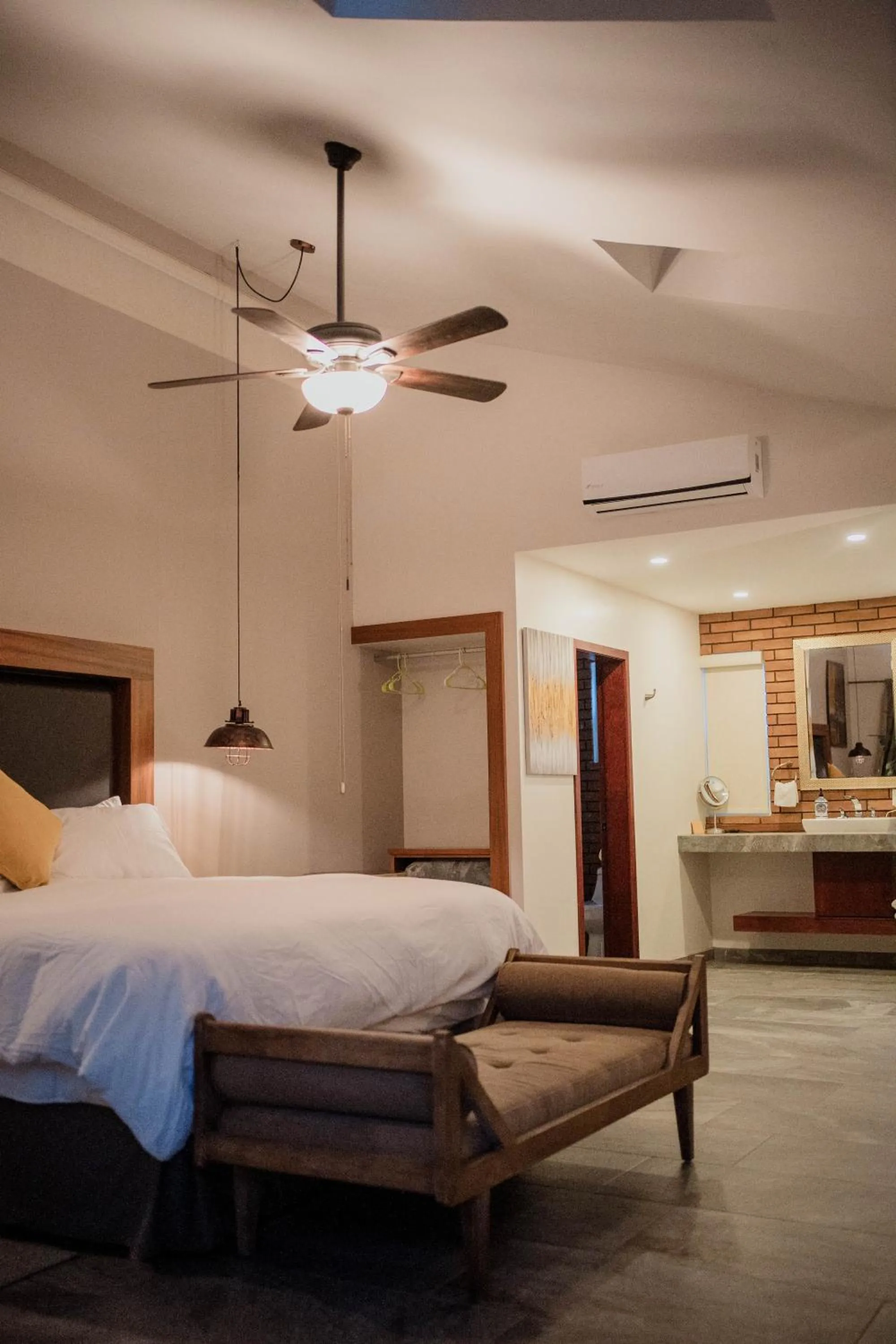 Bedroom, Bed in Tierra Mia Hacienda Ruta del Vino