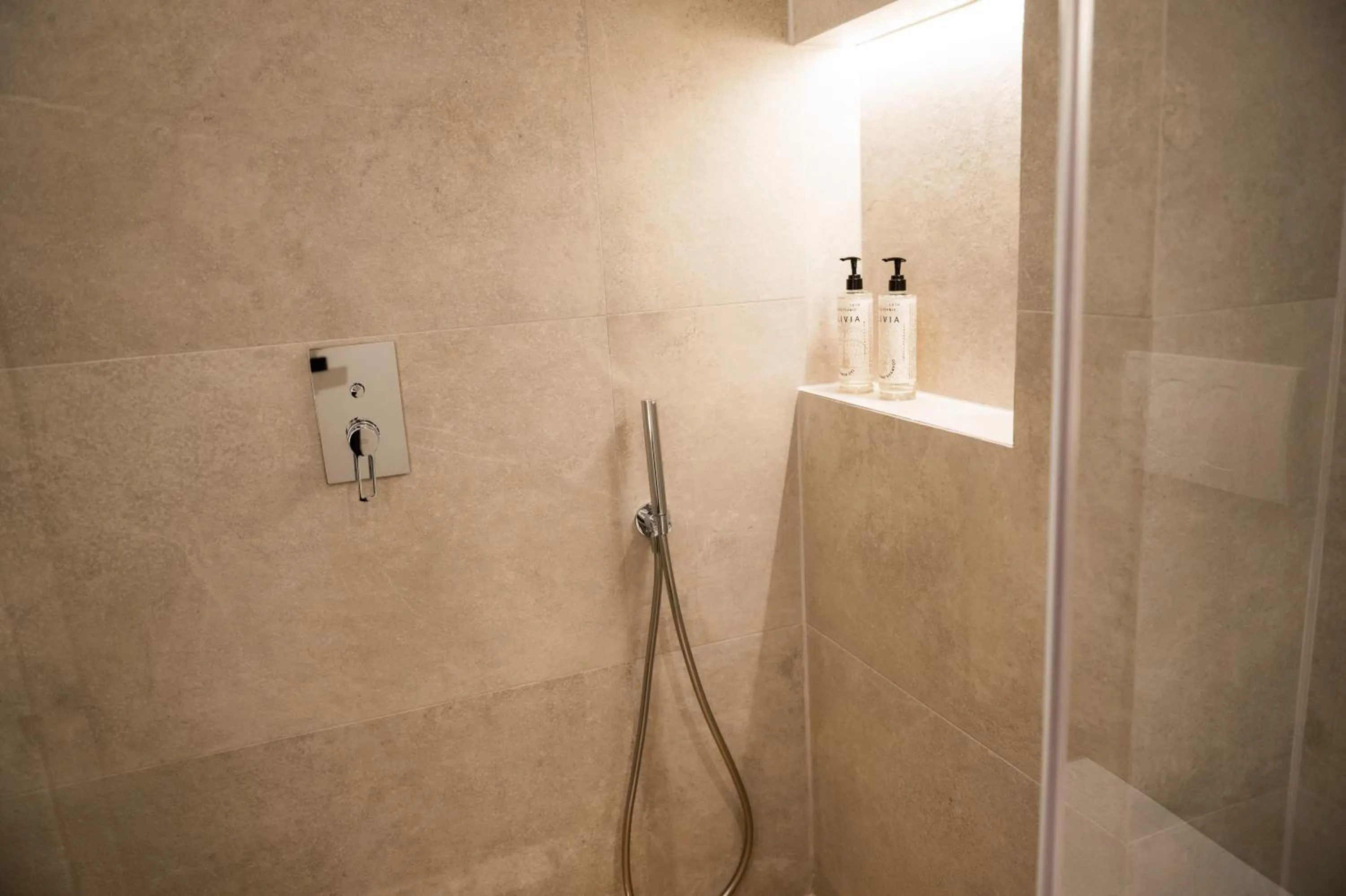 Shower in JOST Caravel