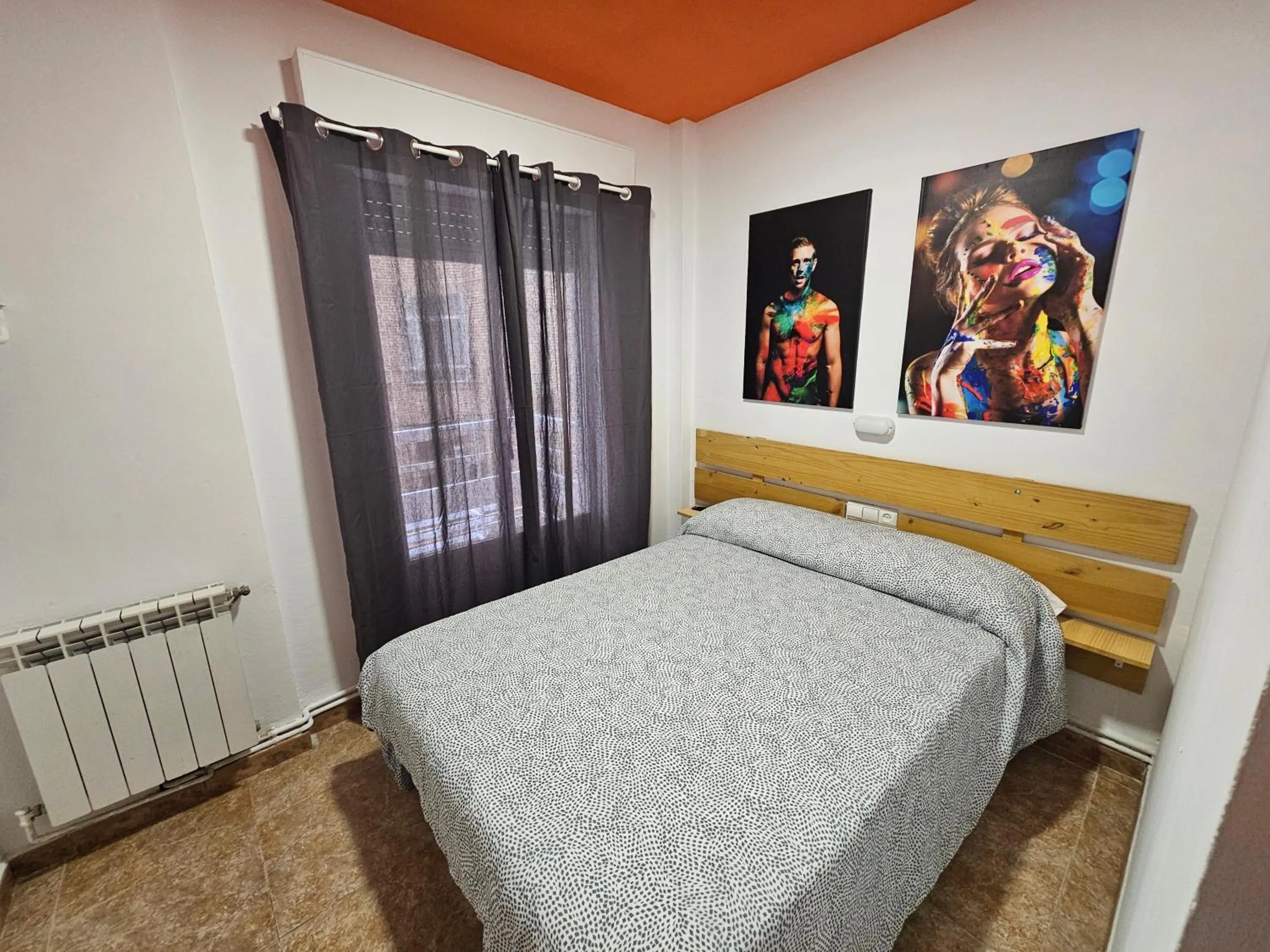 Bed in Arc House Granada