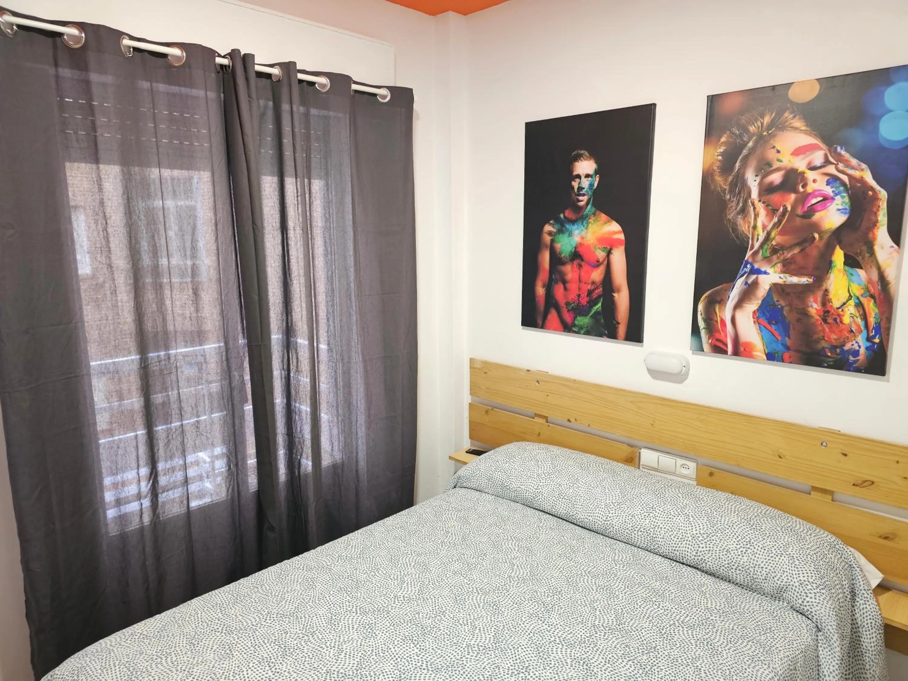 Bed in Arc House Granada