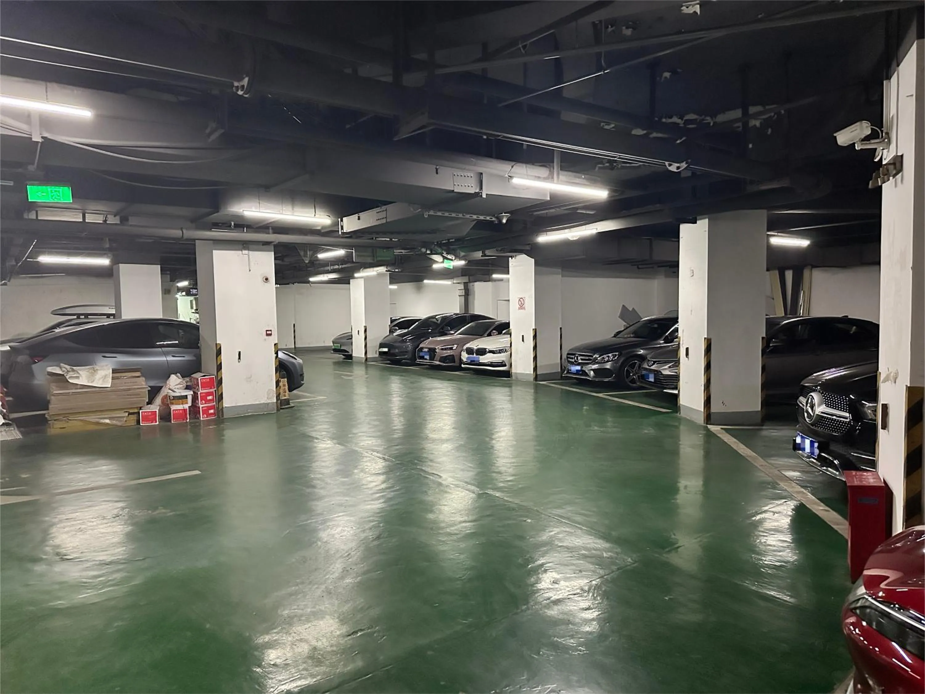Parking in UrCove by HYATT Shanghai Jing'An