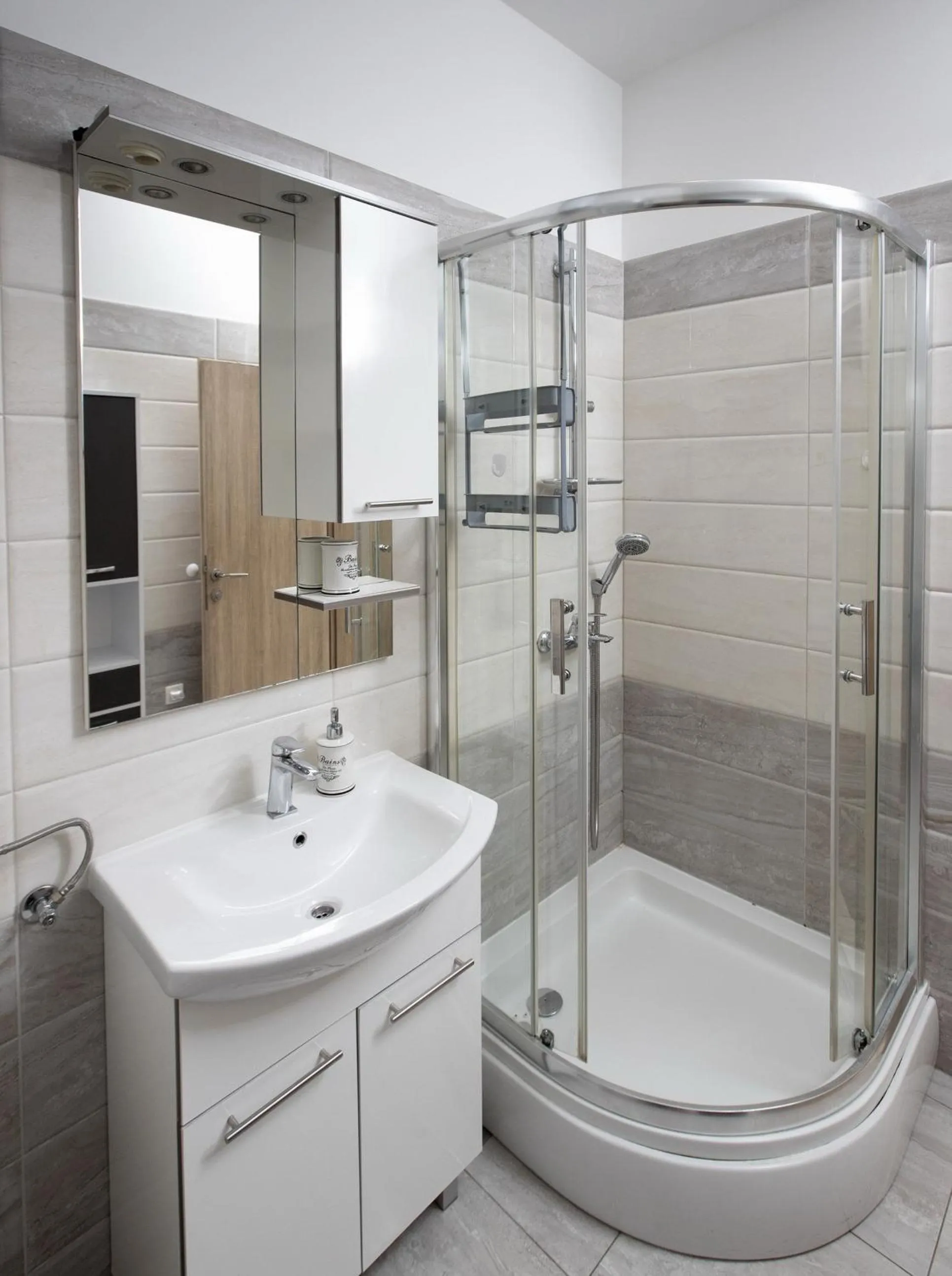 Bathroom in Apartment Mia