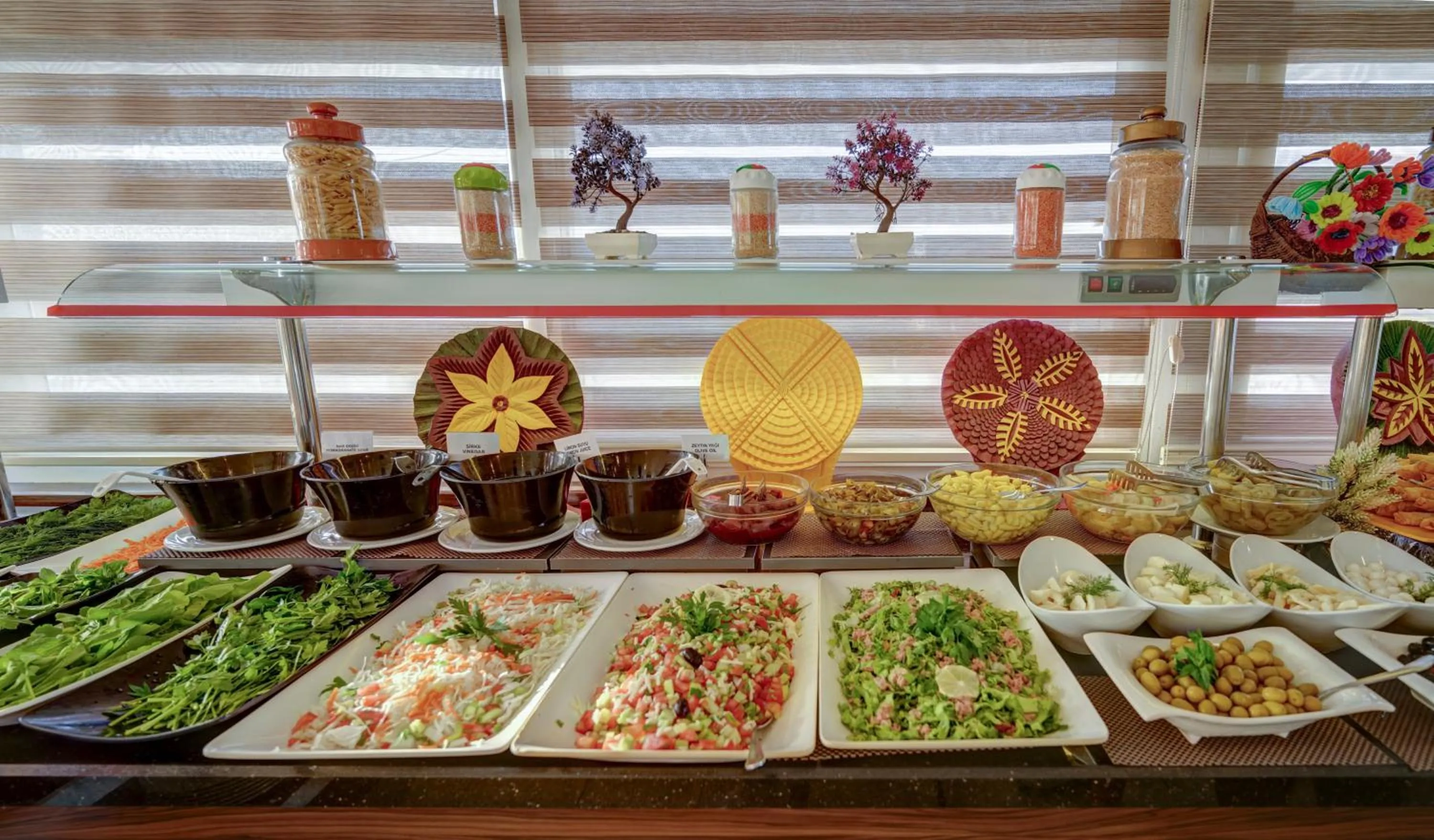 Food and drinks in ERGÜN OTEL