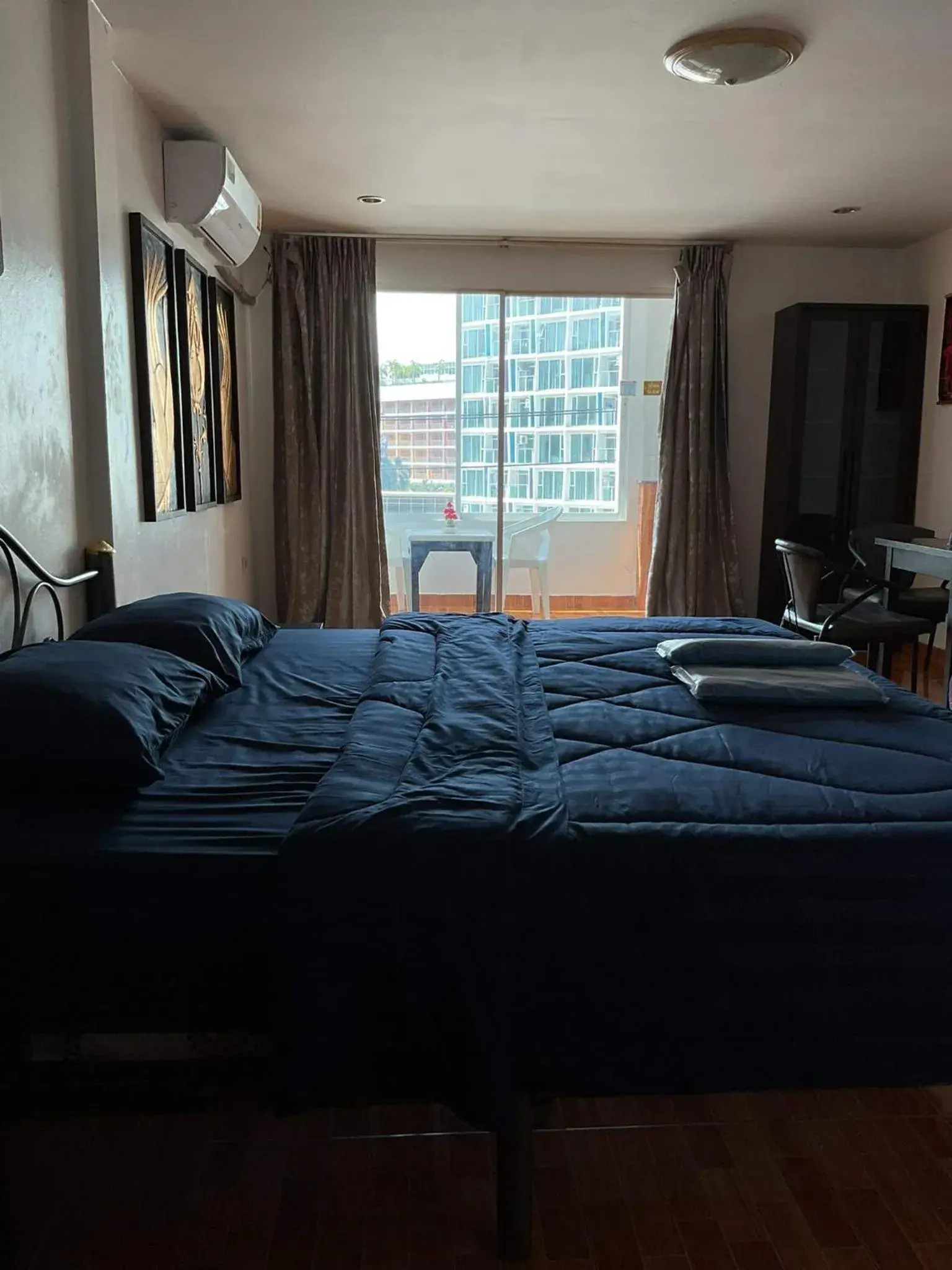 Deluxe Double Room with Balcony in Zappa Guesthouse Deluxe Double Room with Balcony in Zappa Guesthouse