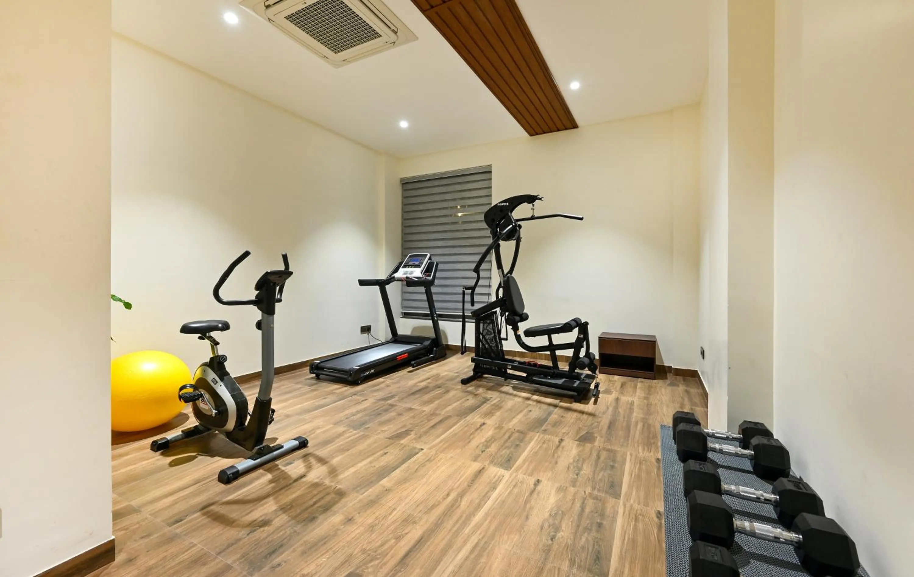 Fitness centre/facilities in Effotel by Sayaji Sarola