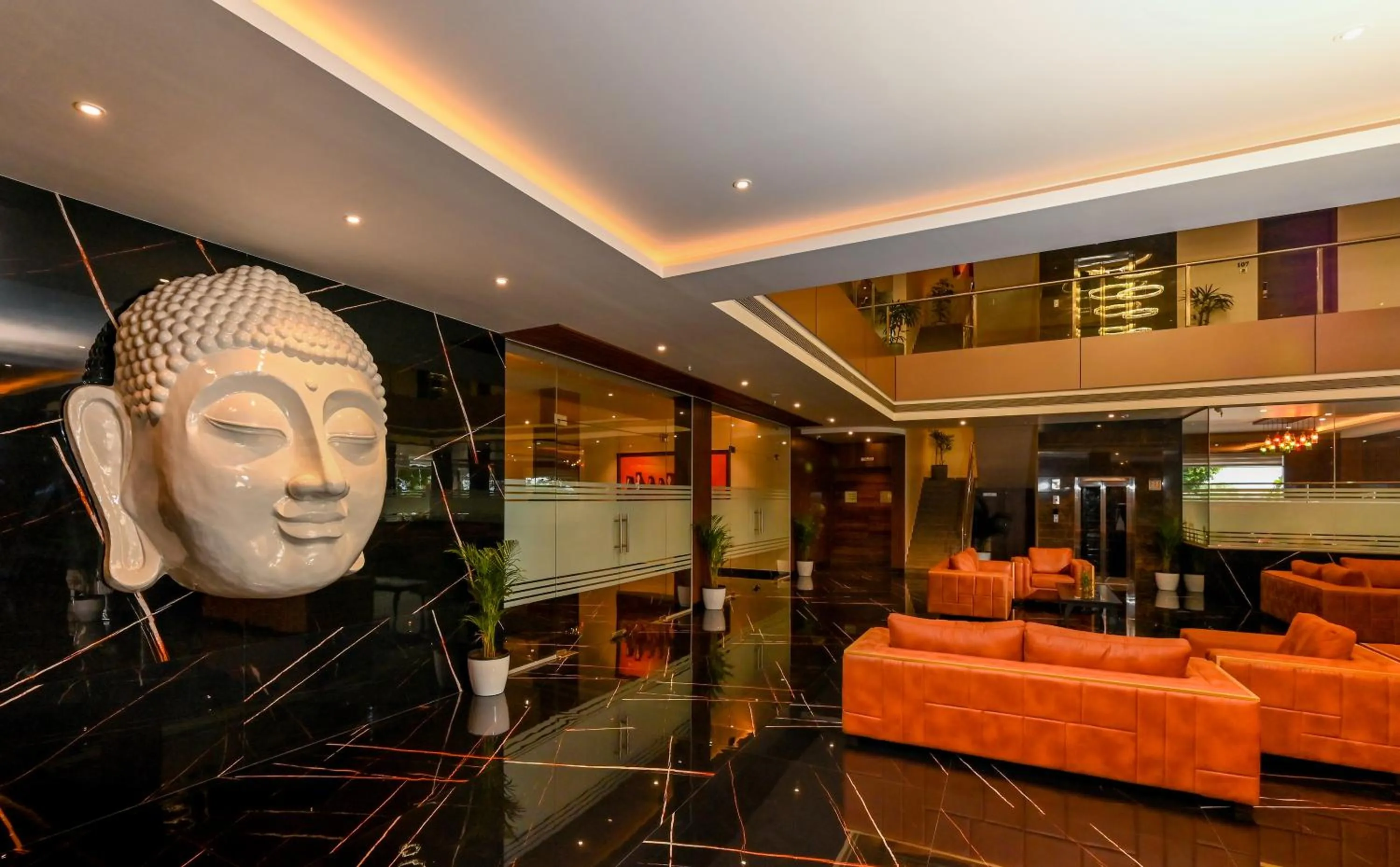 Lobby or reception in Effotel by Sayaji Sarola