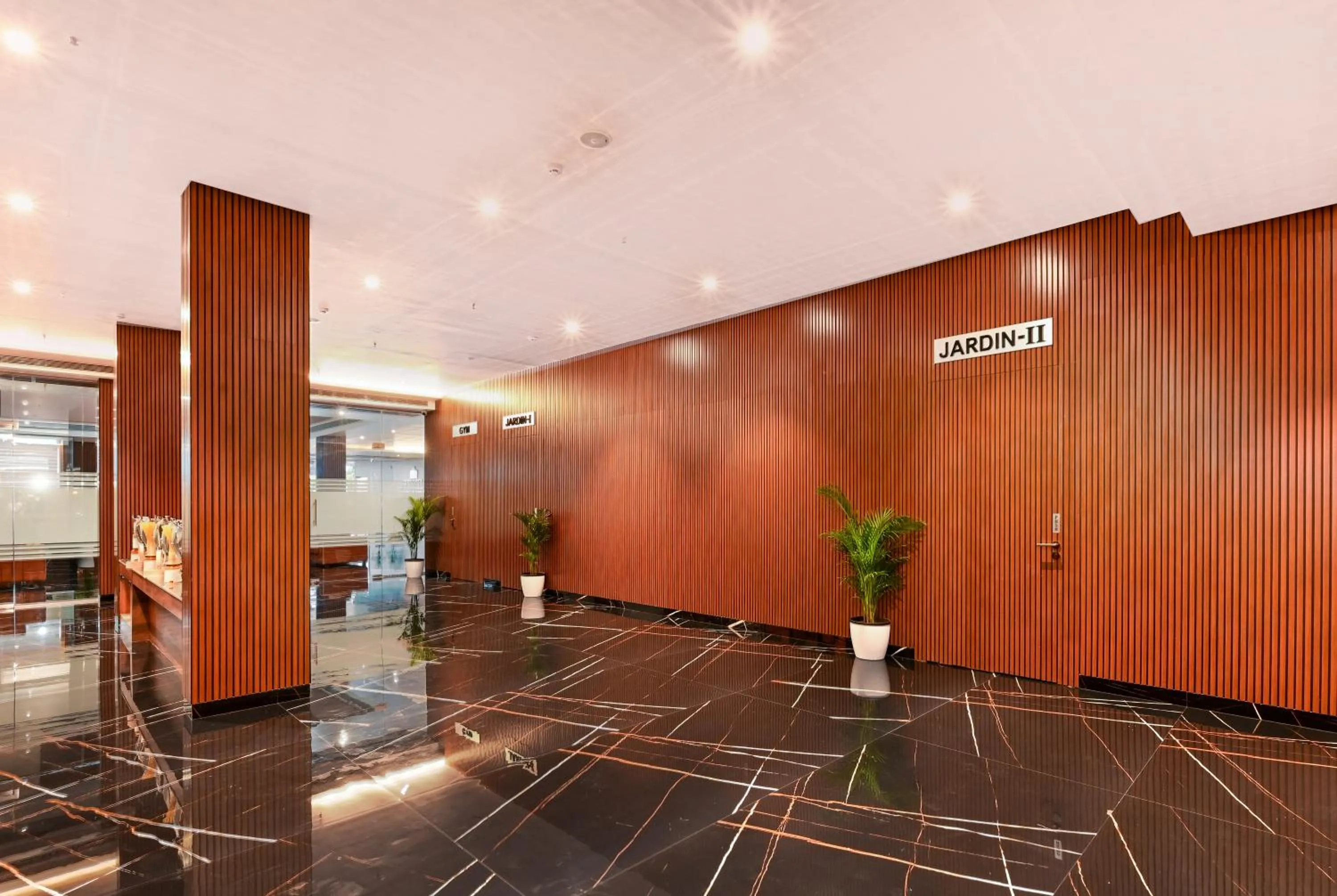 Lobby or reception in Effotel by Sayaji Sarola