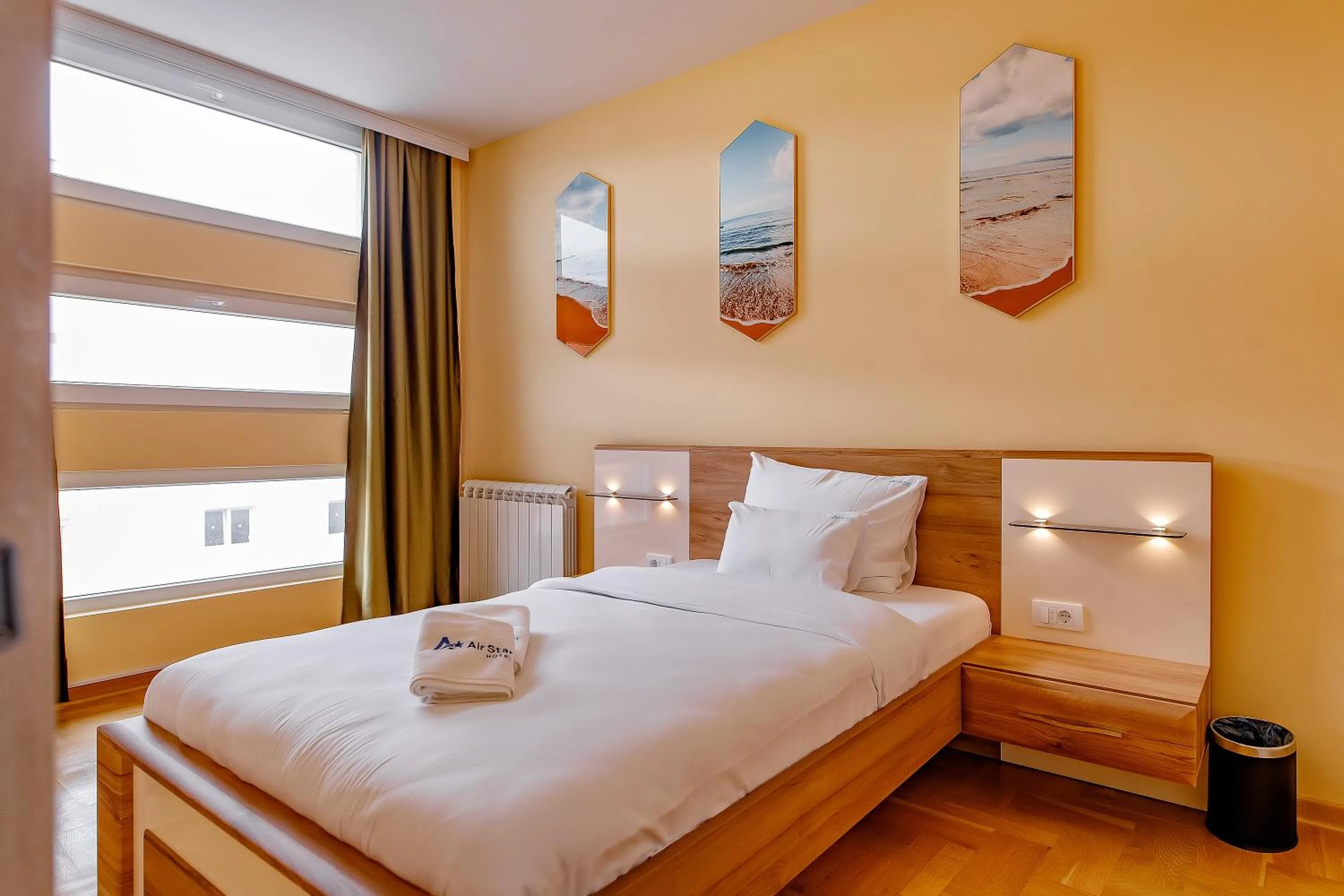 Bed in Hotel AirStar