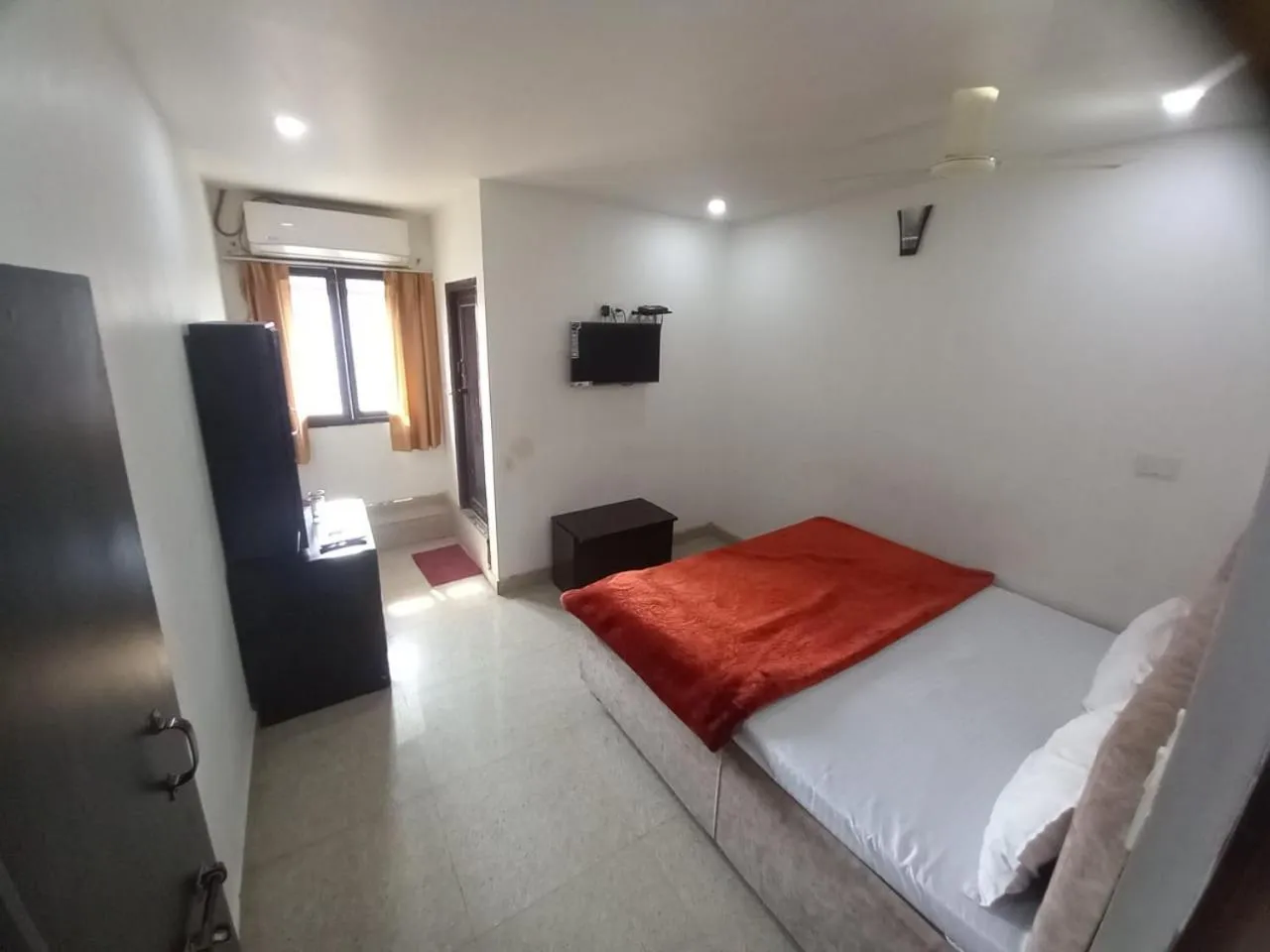 Bed in Hotel Metro Regency