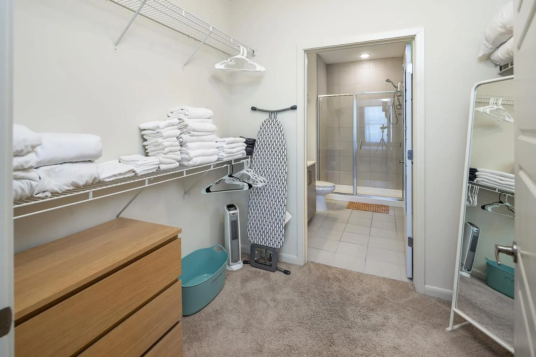 Uptown 4th Ward Luxury Apt Year-Round Pool