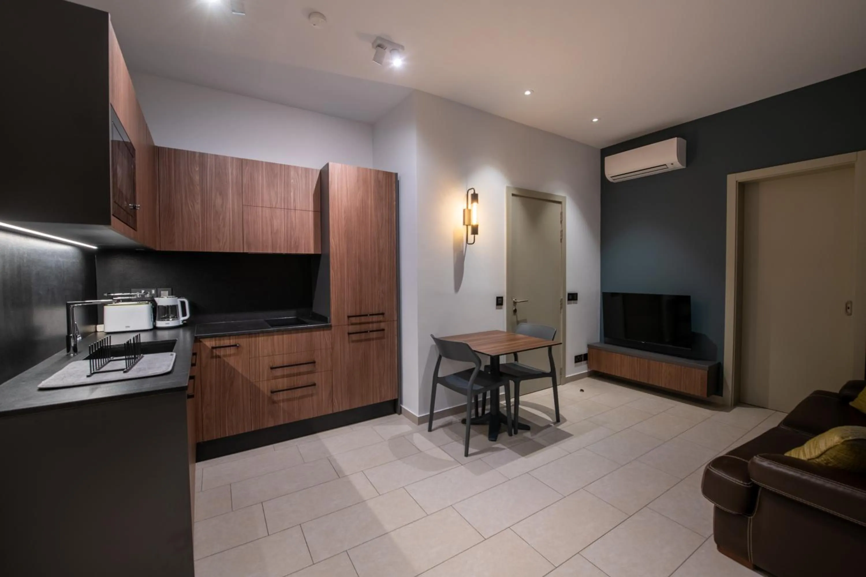 Kitchen or kitchenette in Marea Central Apartments