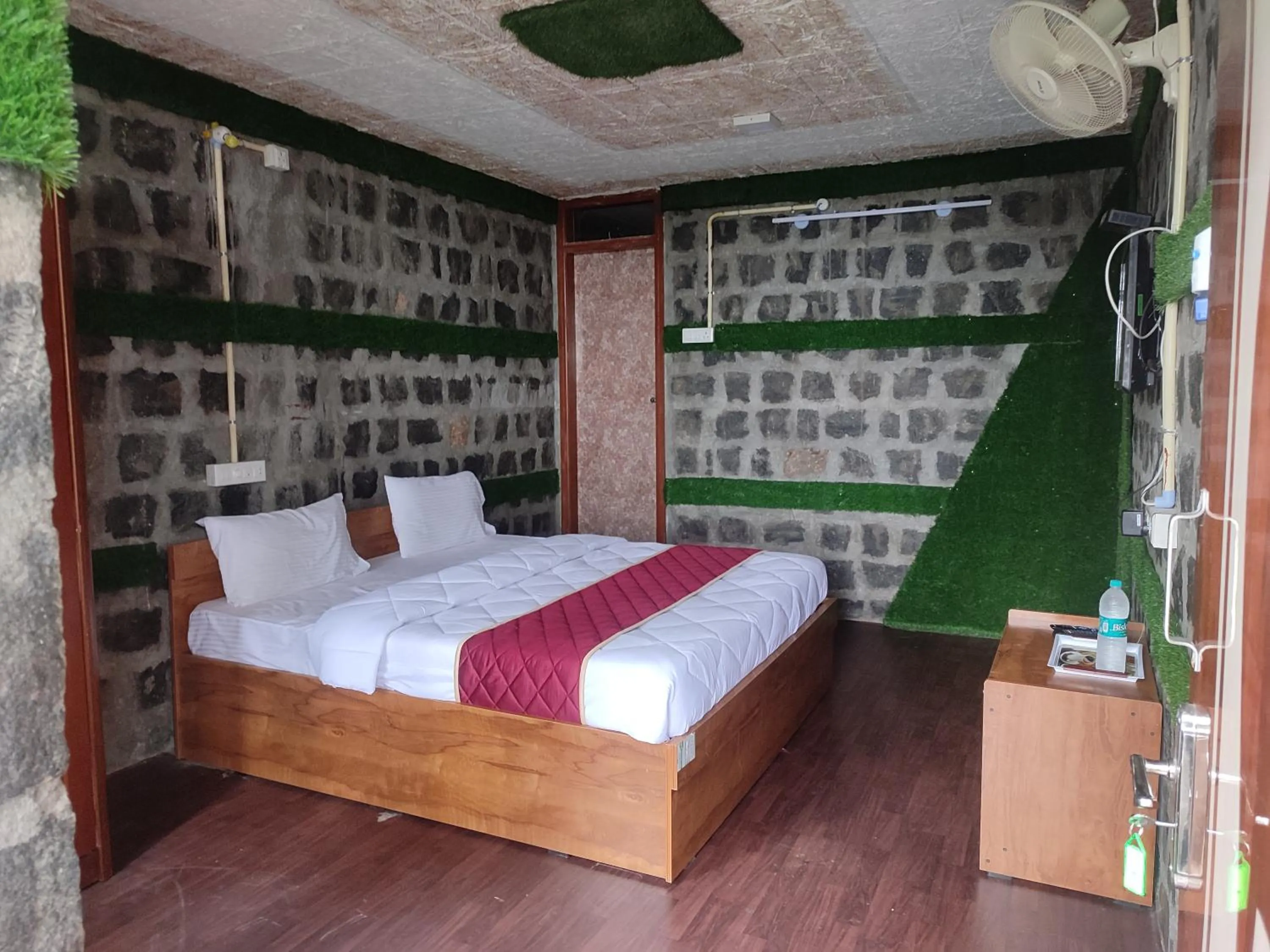 Bed in Cholai Resorts & Hotels