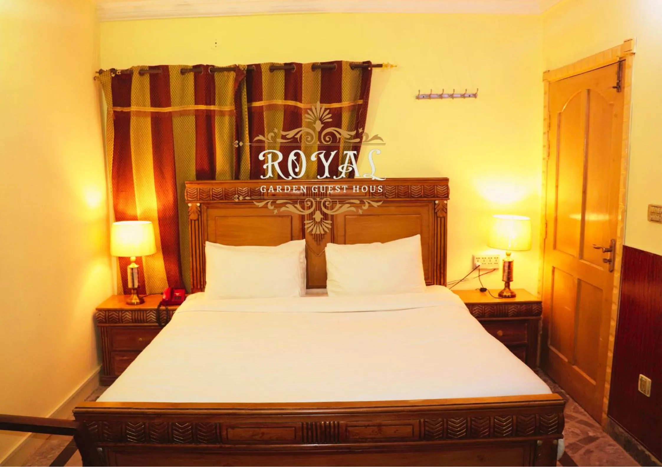 Bed in Executive Royal Garden