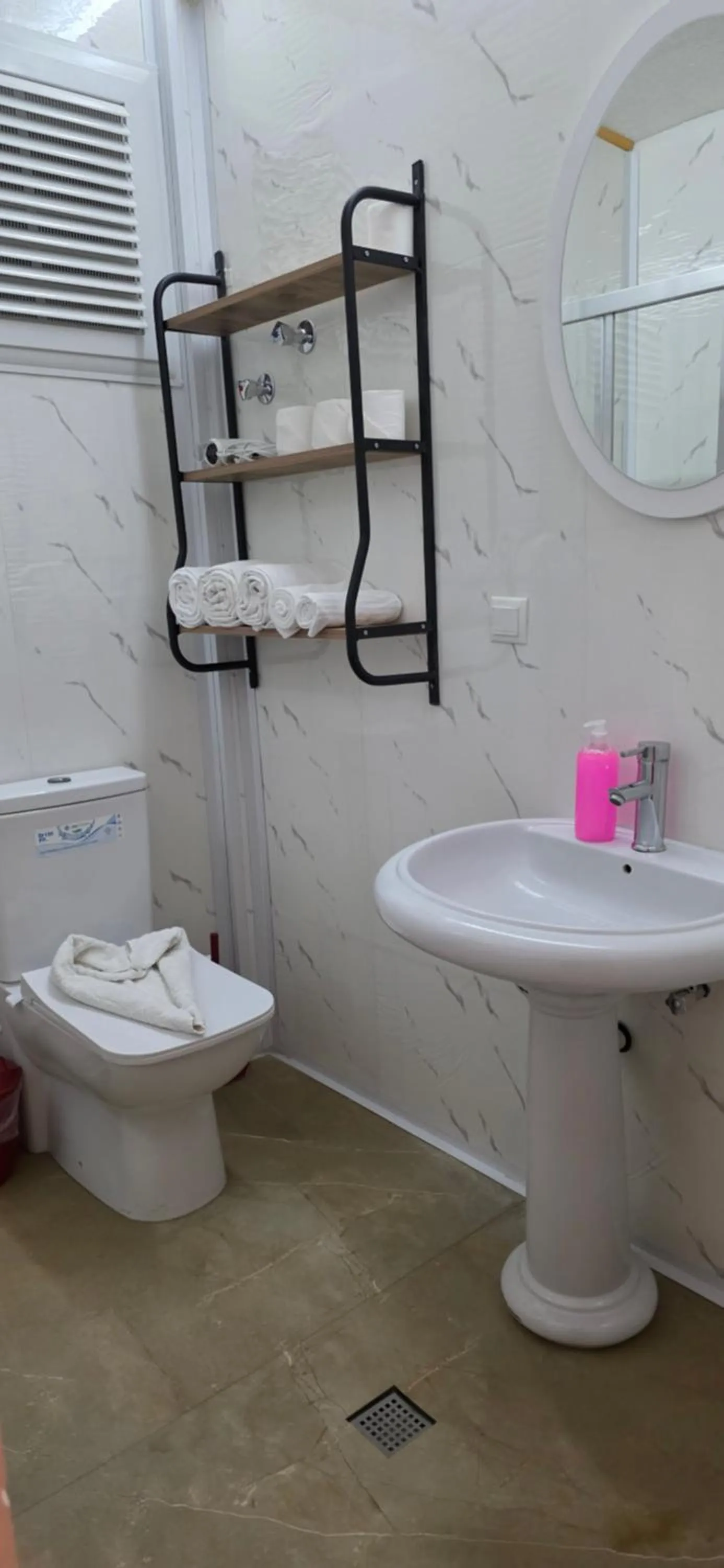 Bathroom in Far Life Hotel