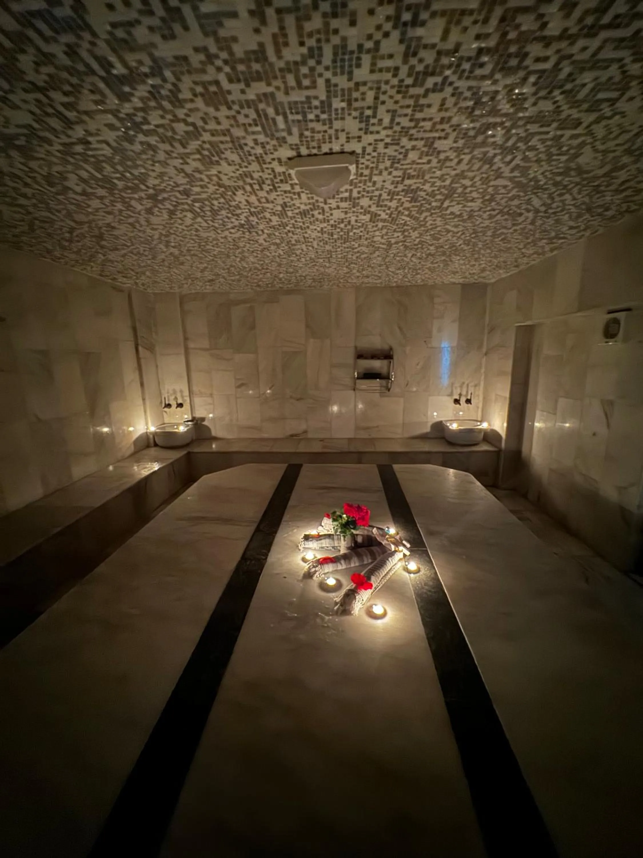 Public Bath in Far Life Hotel