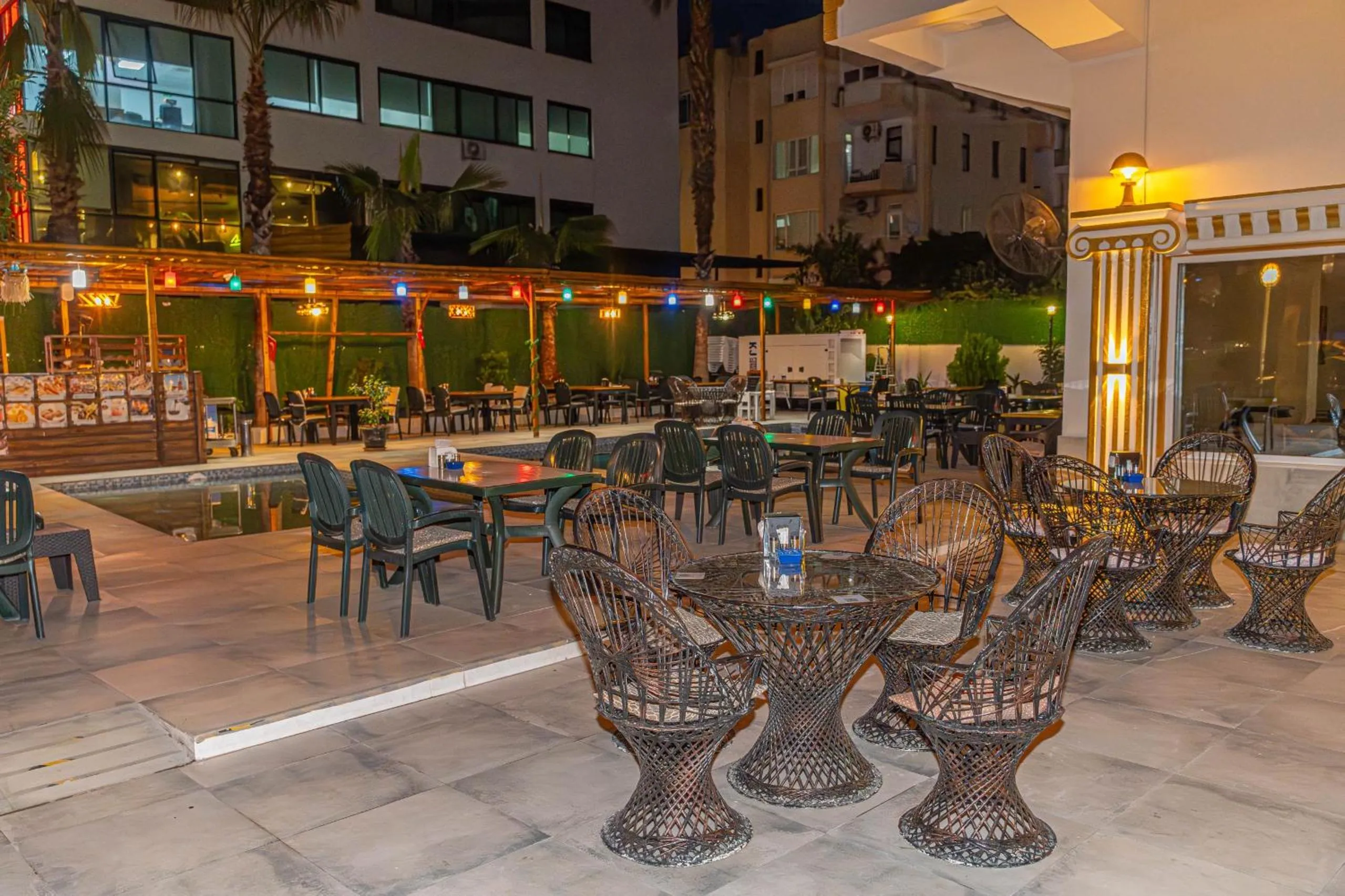 Garden in Far Life Hotel