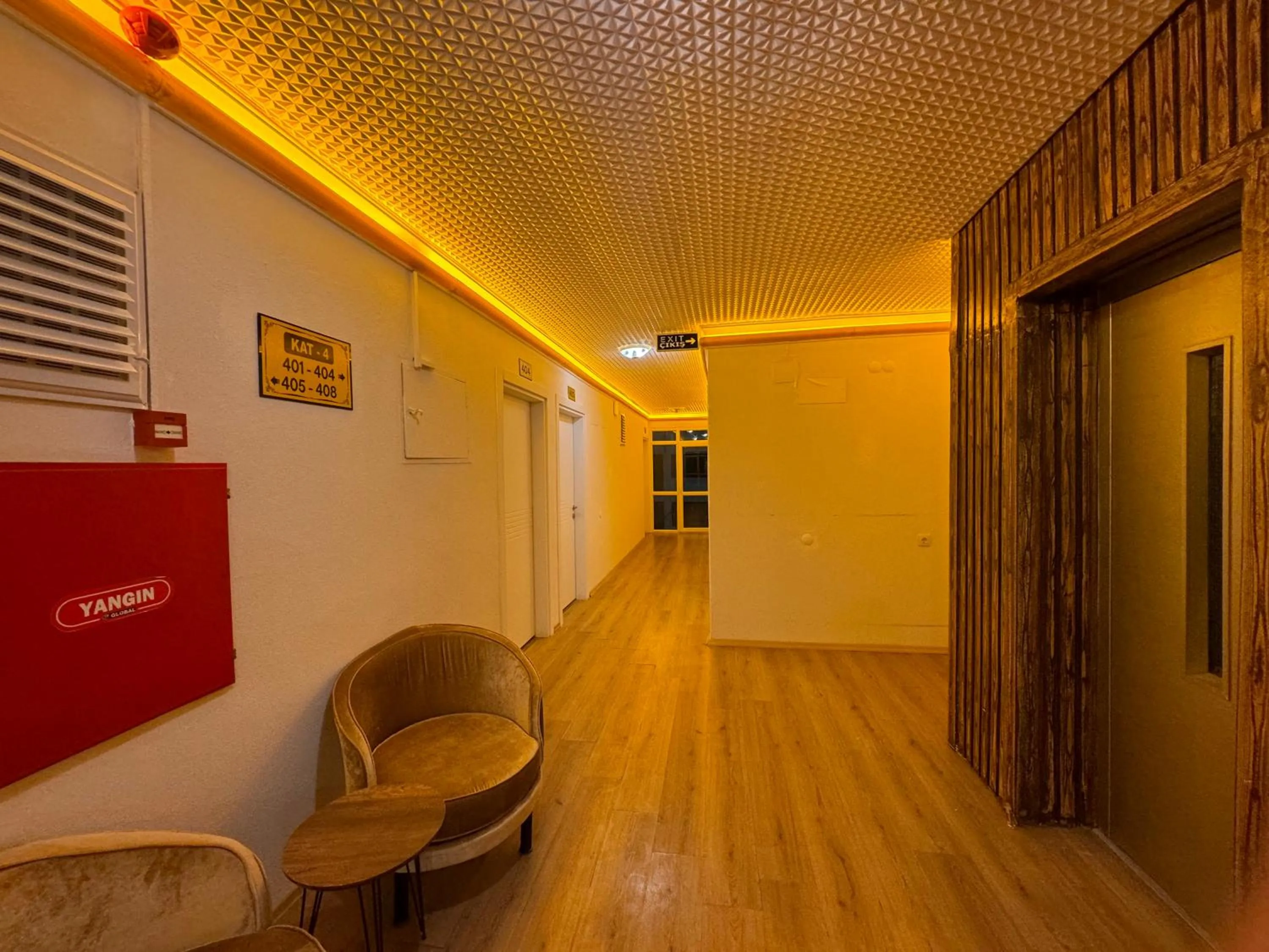 Seating area in Far Life Hotel