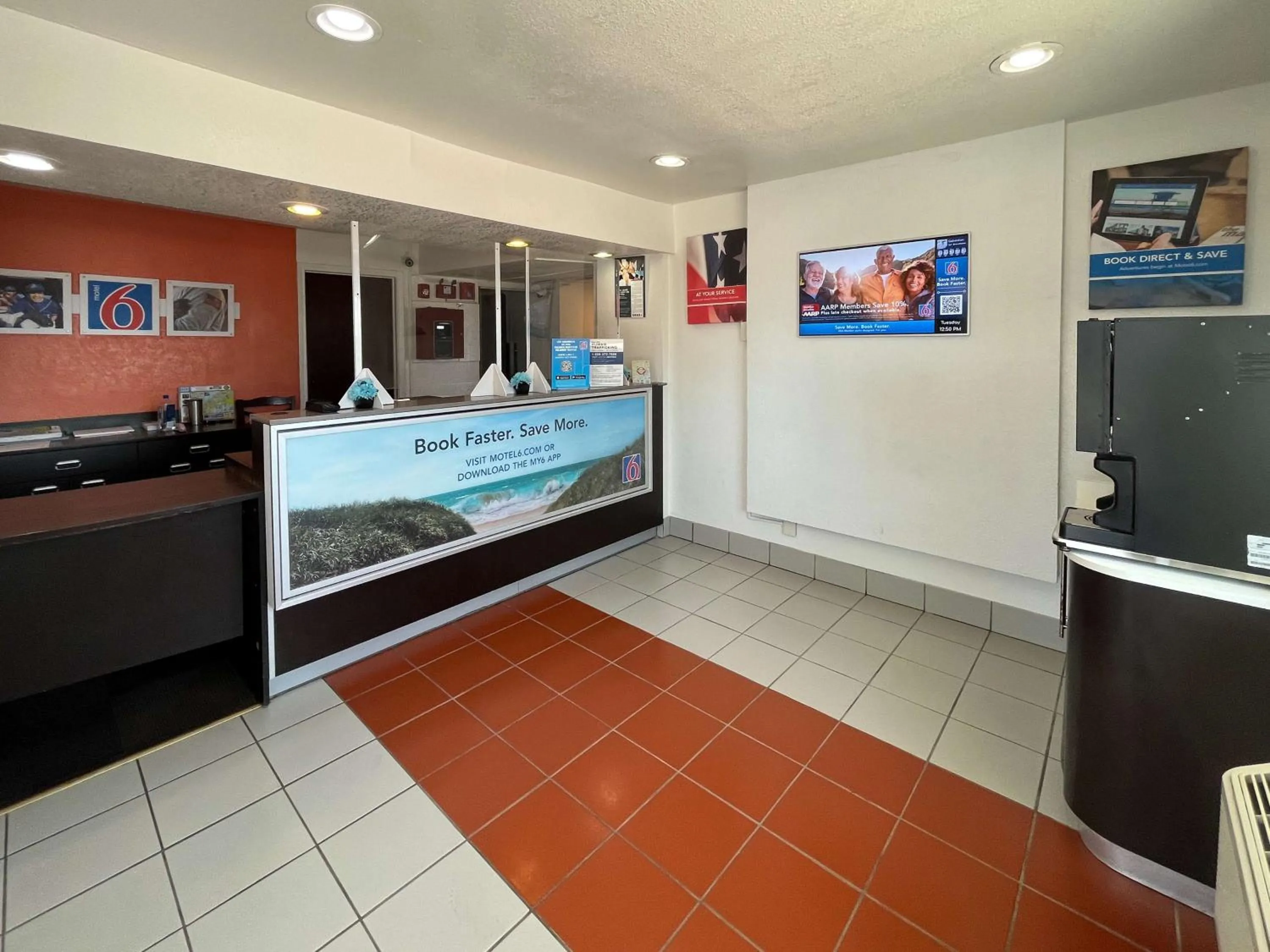 Lobby or reception in Studio 6 Galveston TX